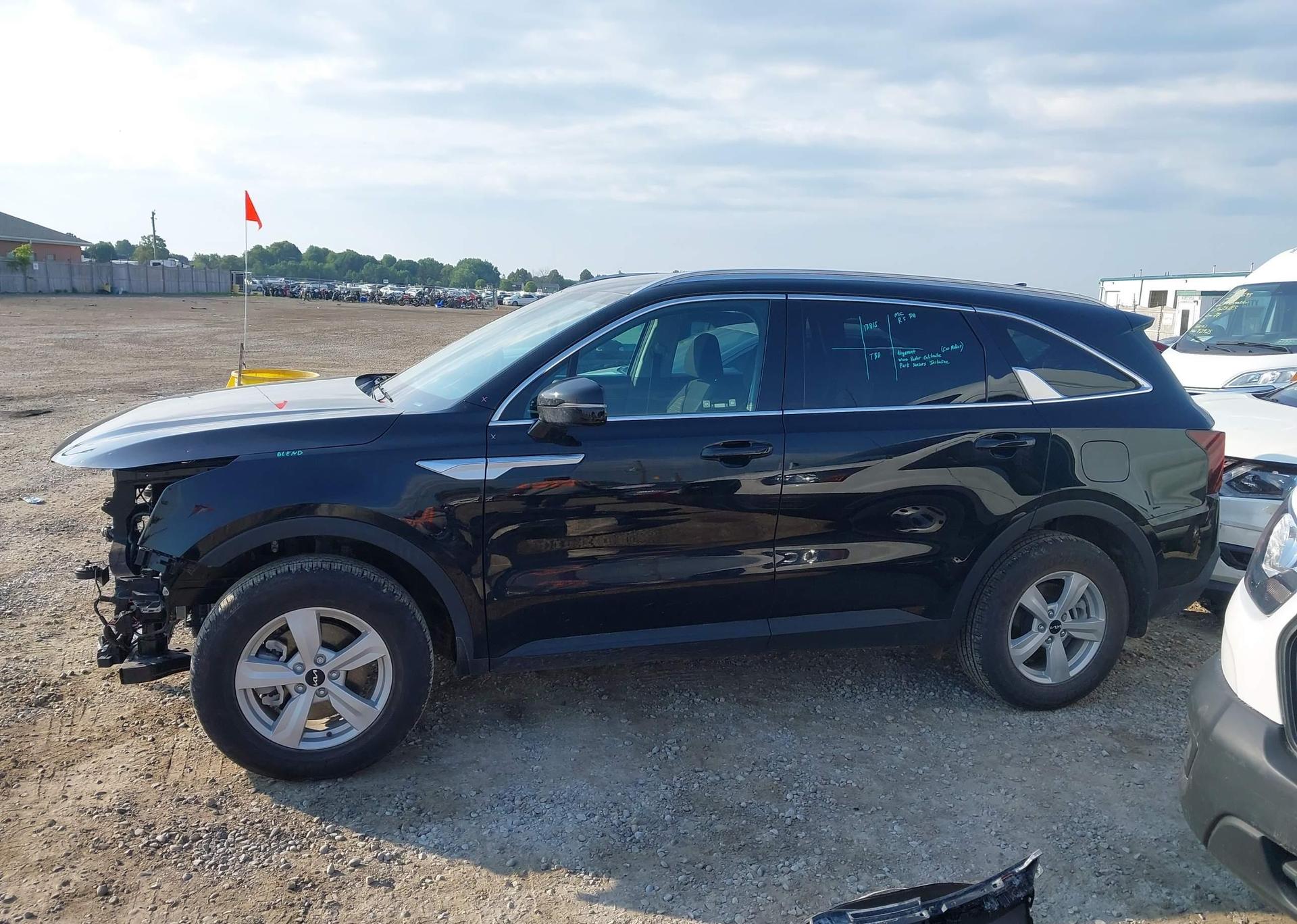 2025 KIA SORENTO 2.5L LX
