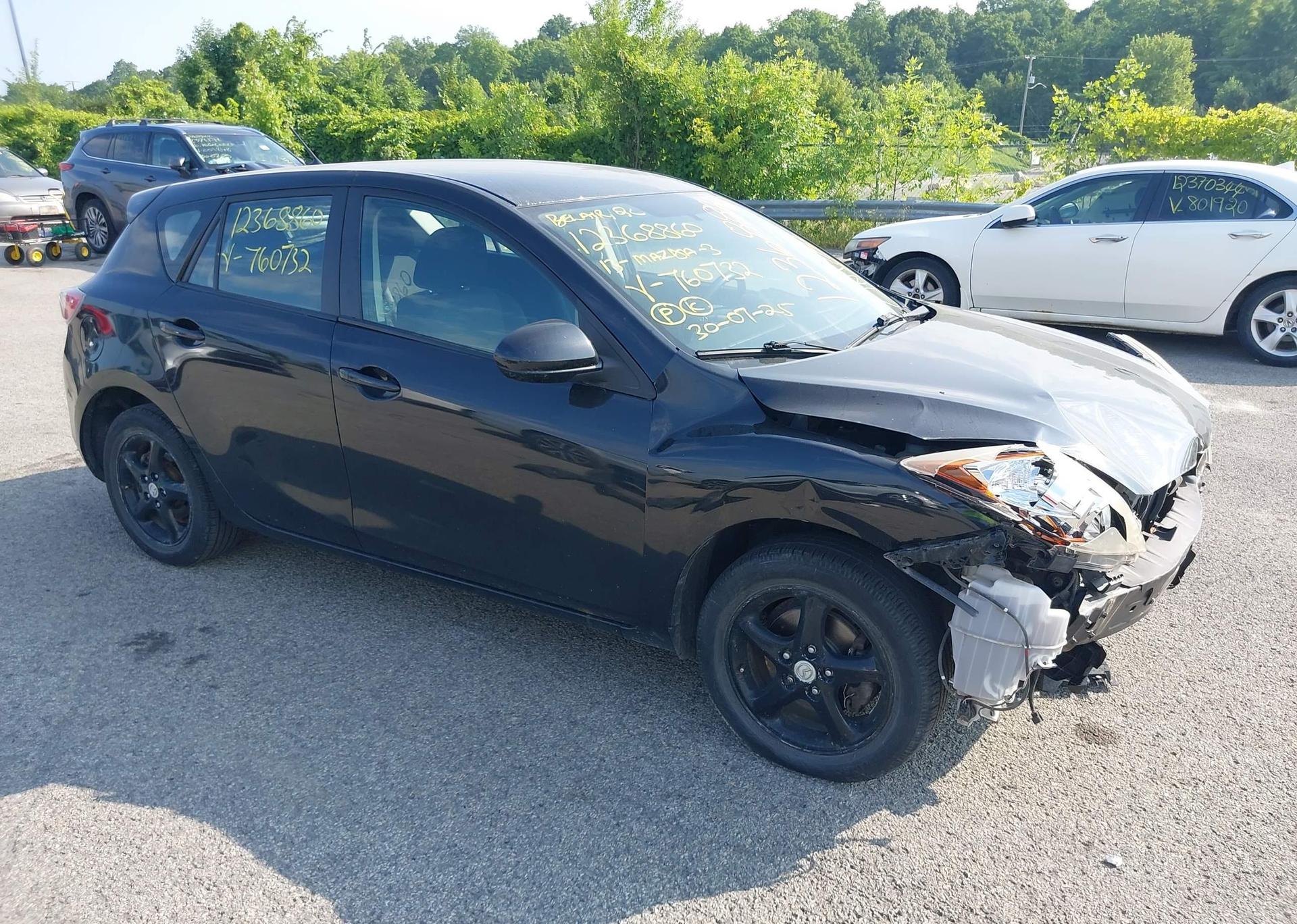 2013 MAZDA MAZDA3