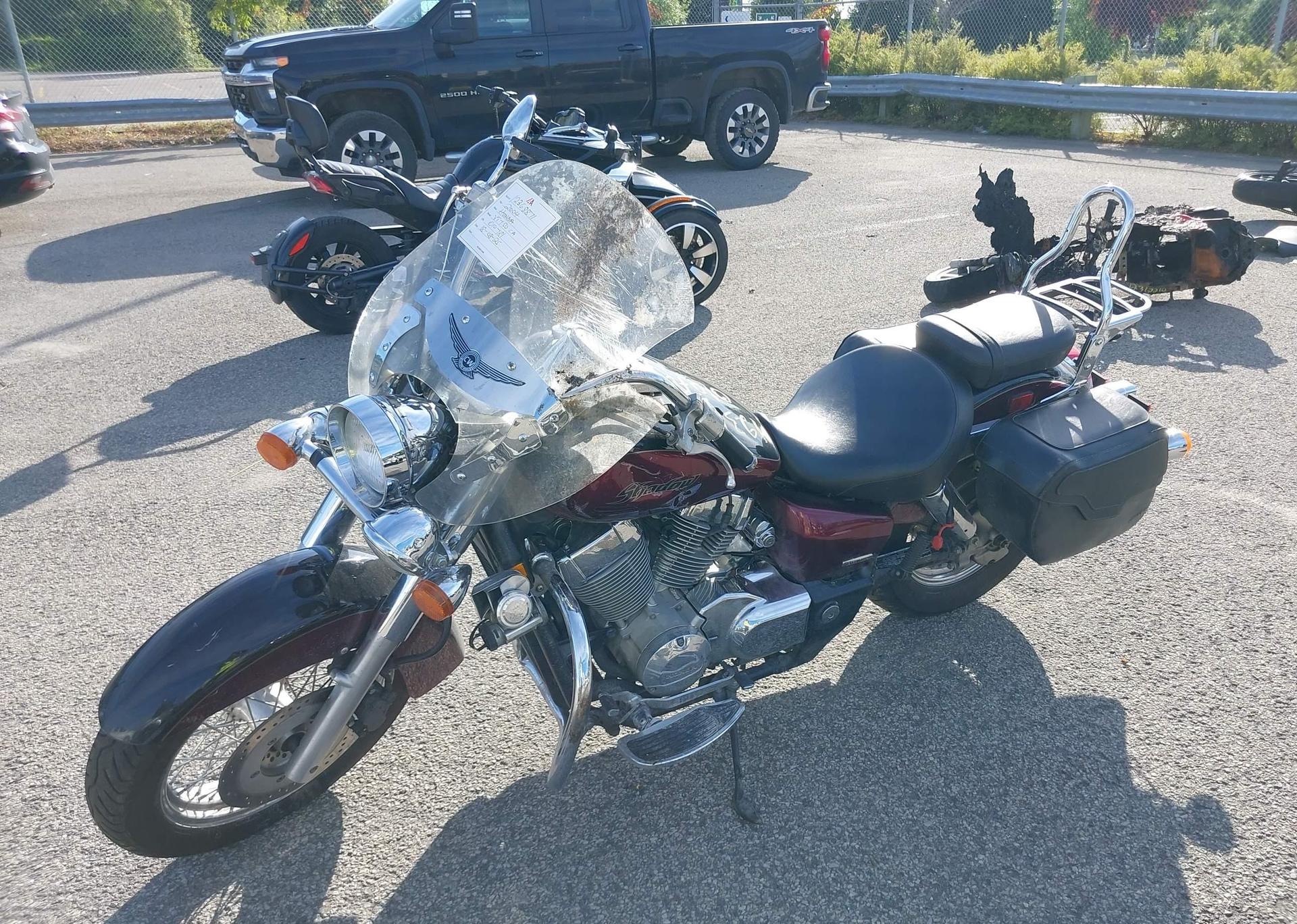 2004 HONDA VT750 CA