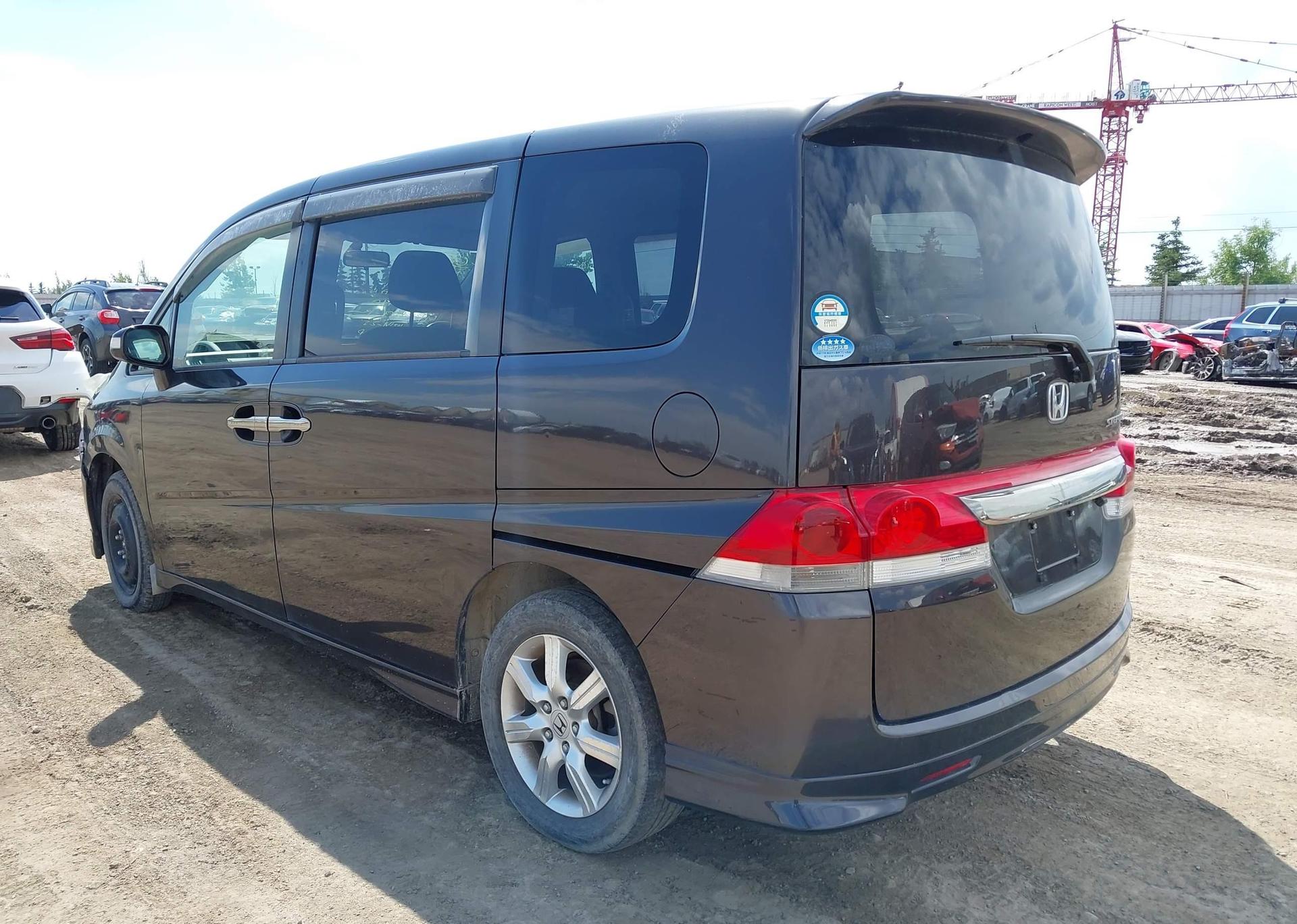 2007 HONDA Step WGN