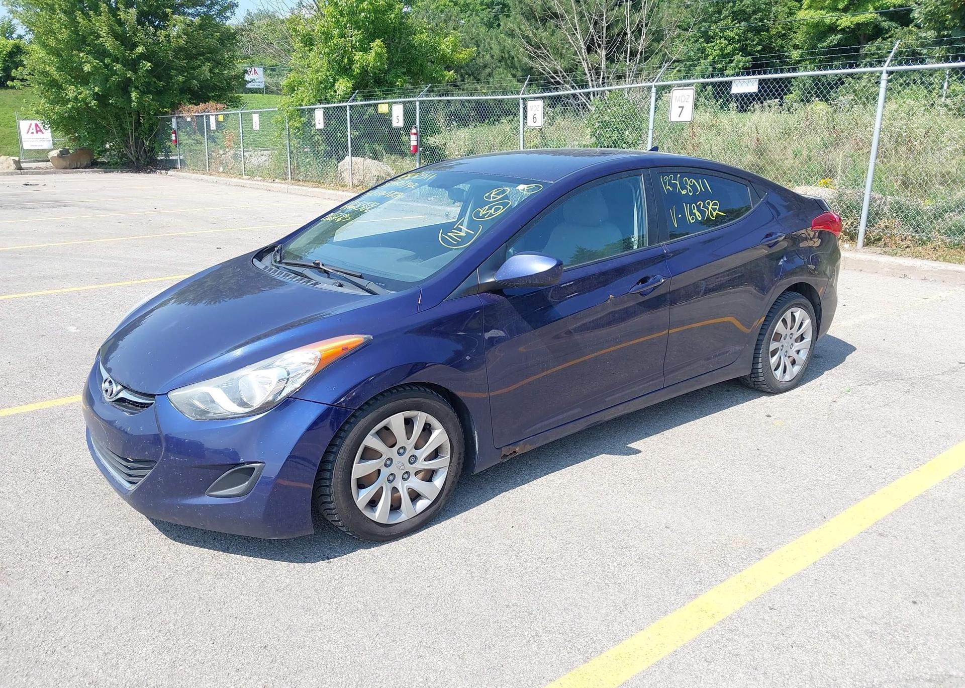 2013 HYUNDAI ELANTRA GL