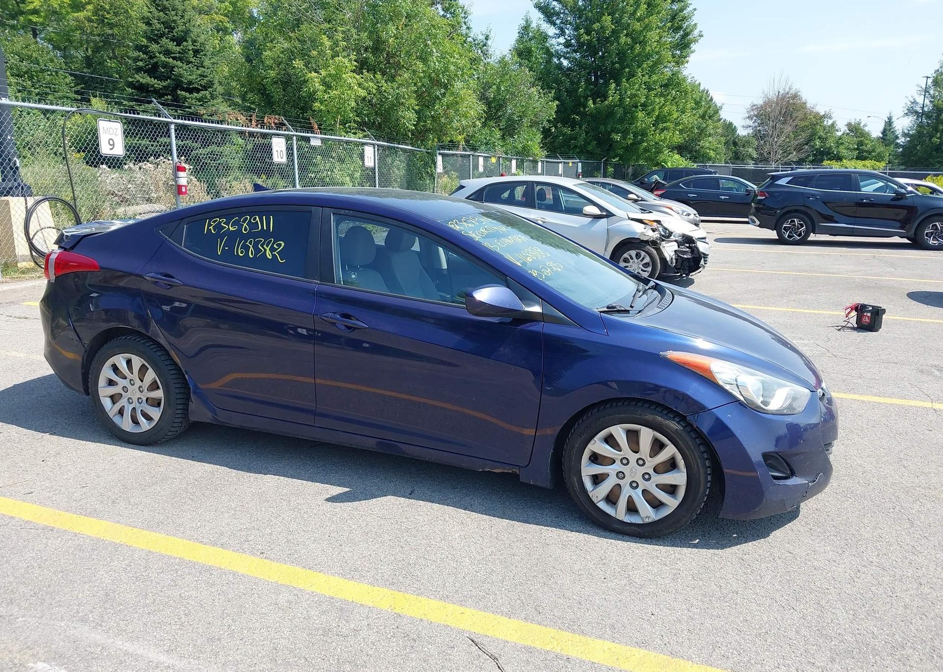 2013 HYUNDAI ELANTRA GL