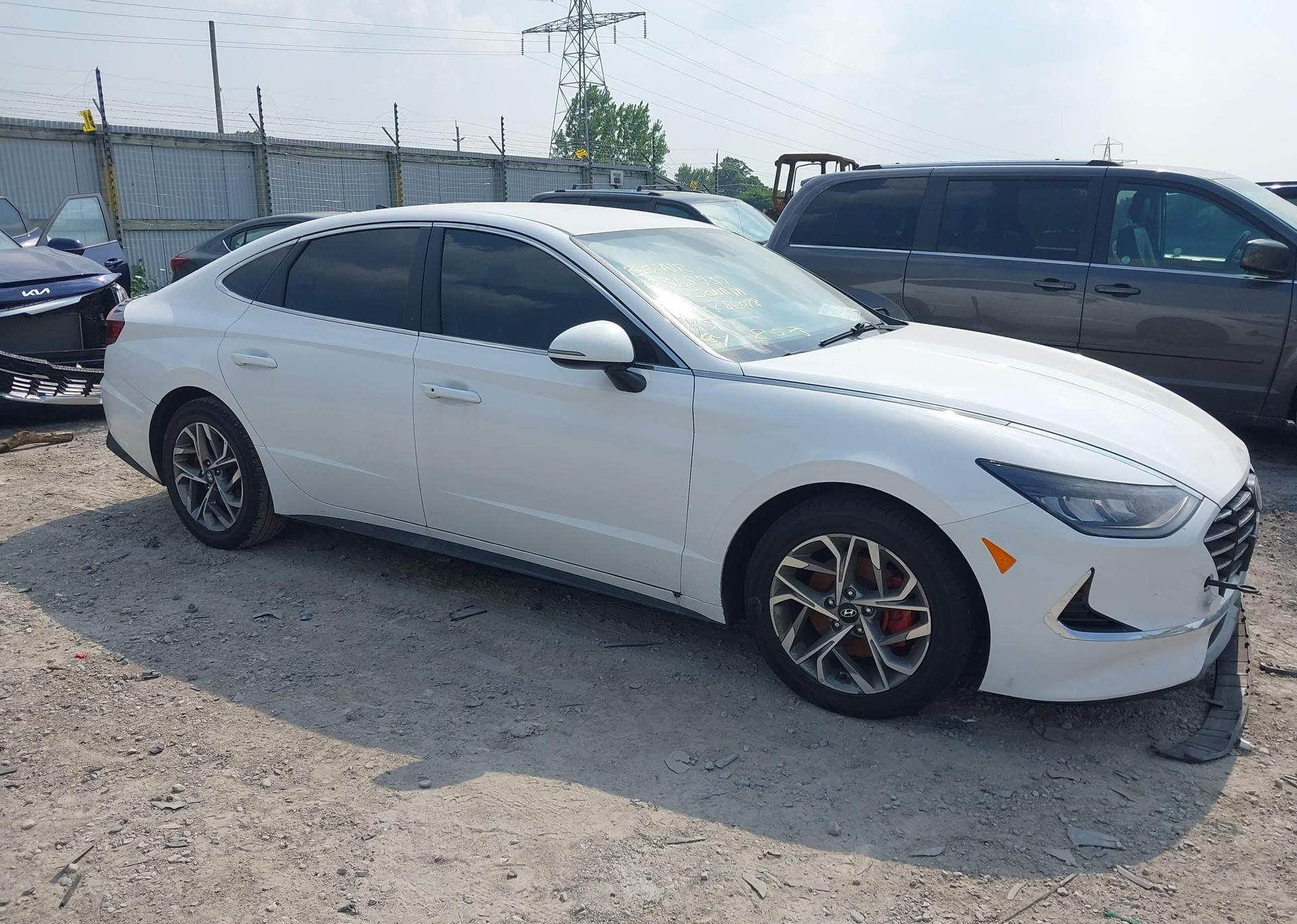 2023 HYUNDAI SONATA