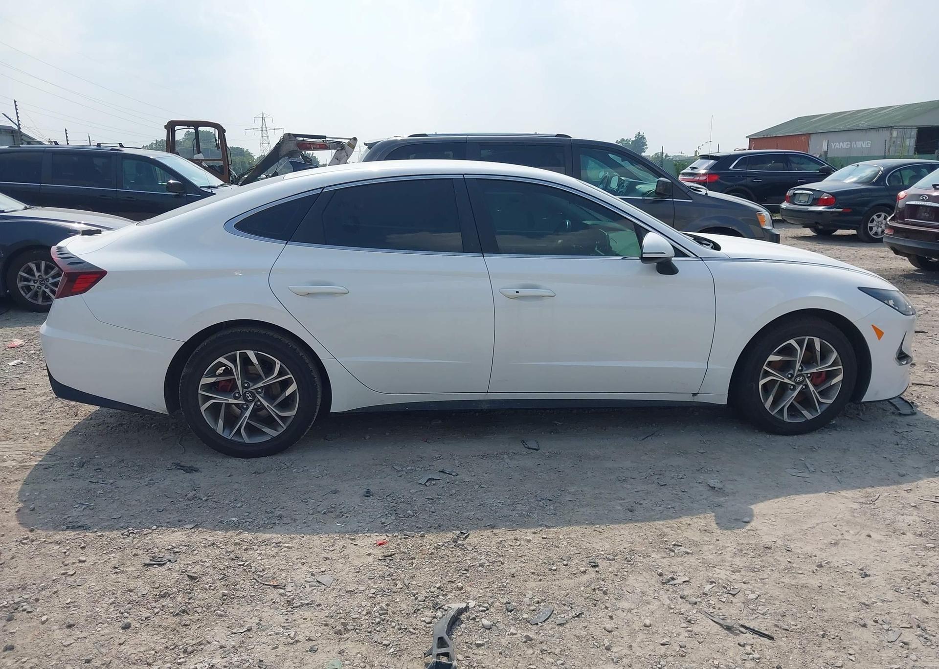 2023 HYUNDAI SONATA