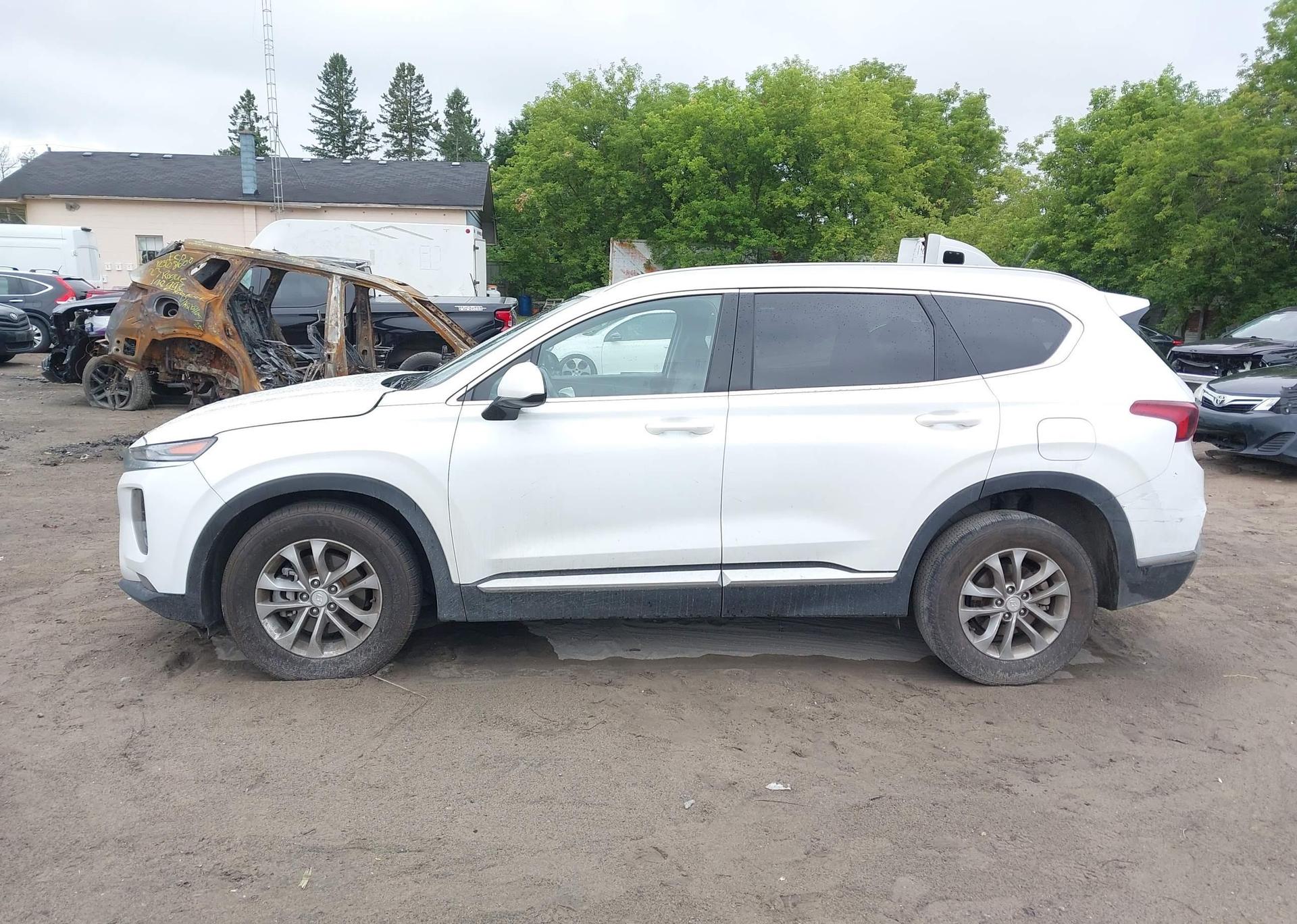 2020 HYUNDAI SANTA FE SE