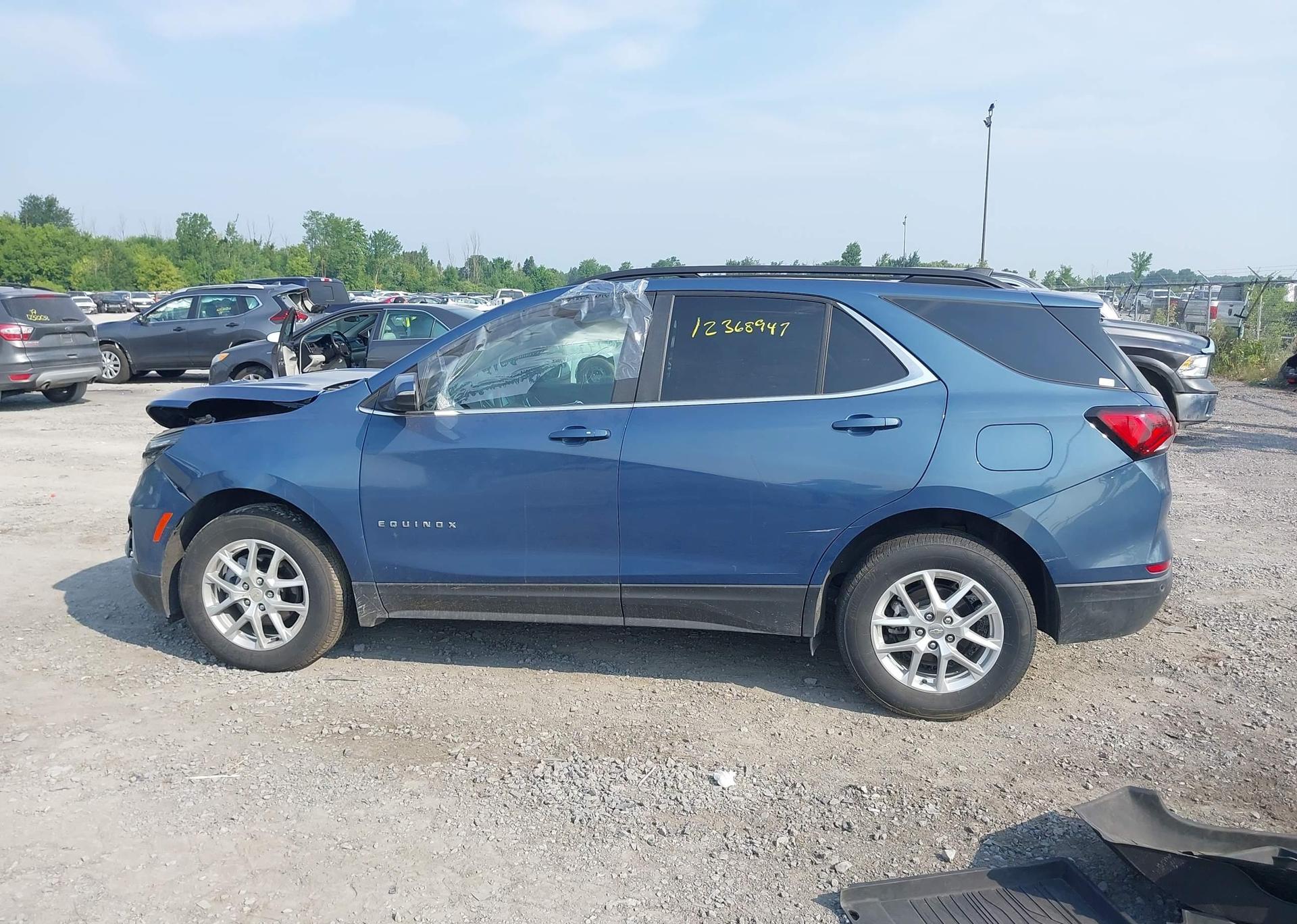 2024 CHEVROLET EQUINOX LT