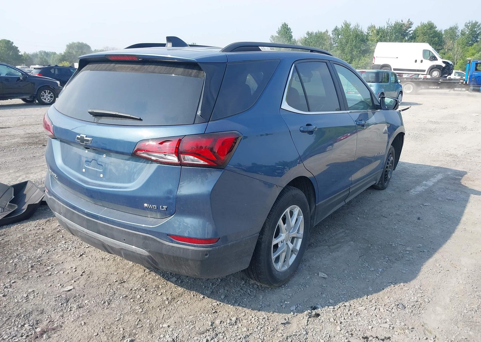 2024 CHEVROLET EQUINOX LT