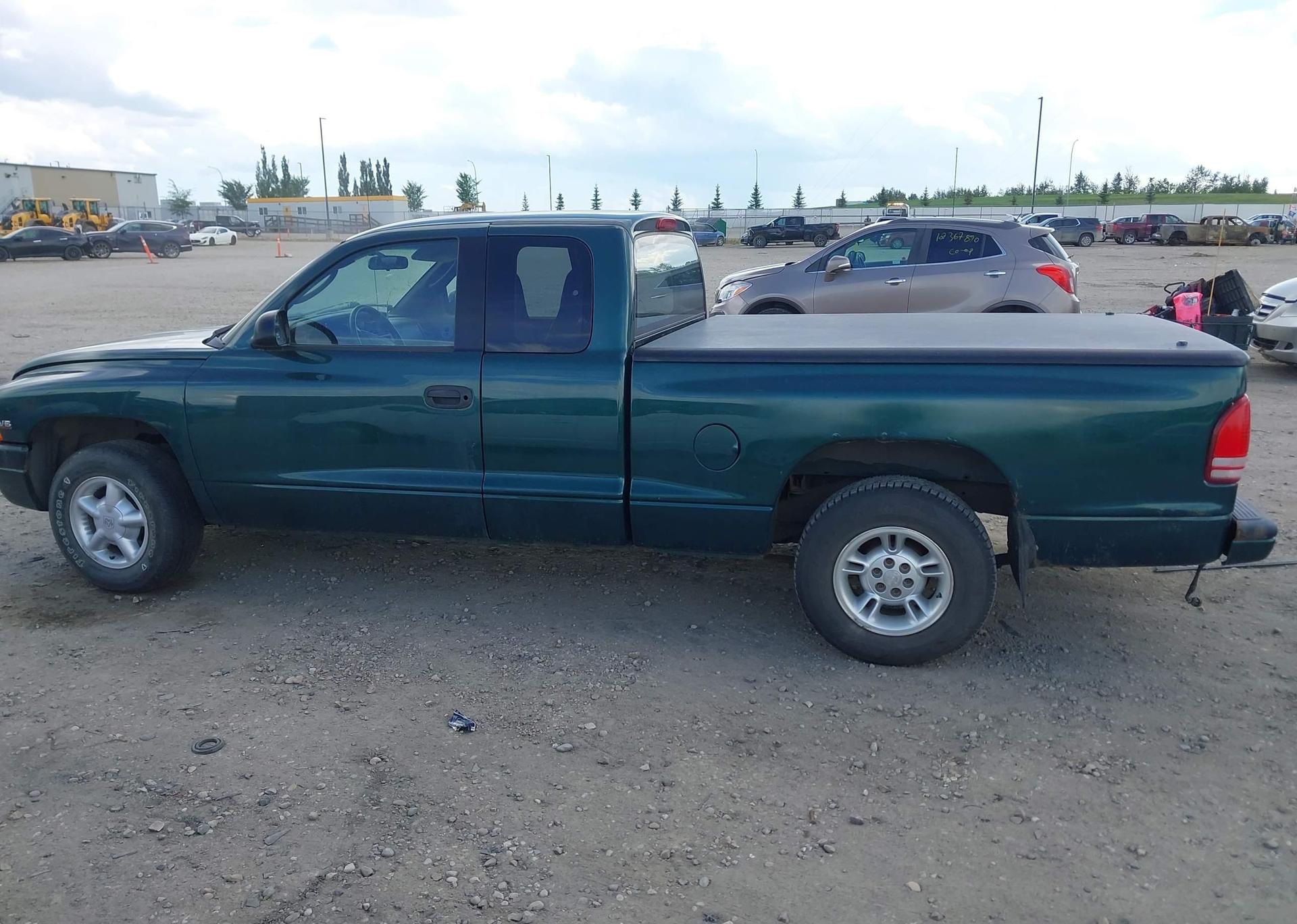 2000 DODGE DAKOTA SLT