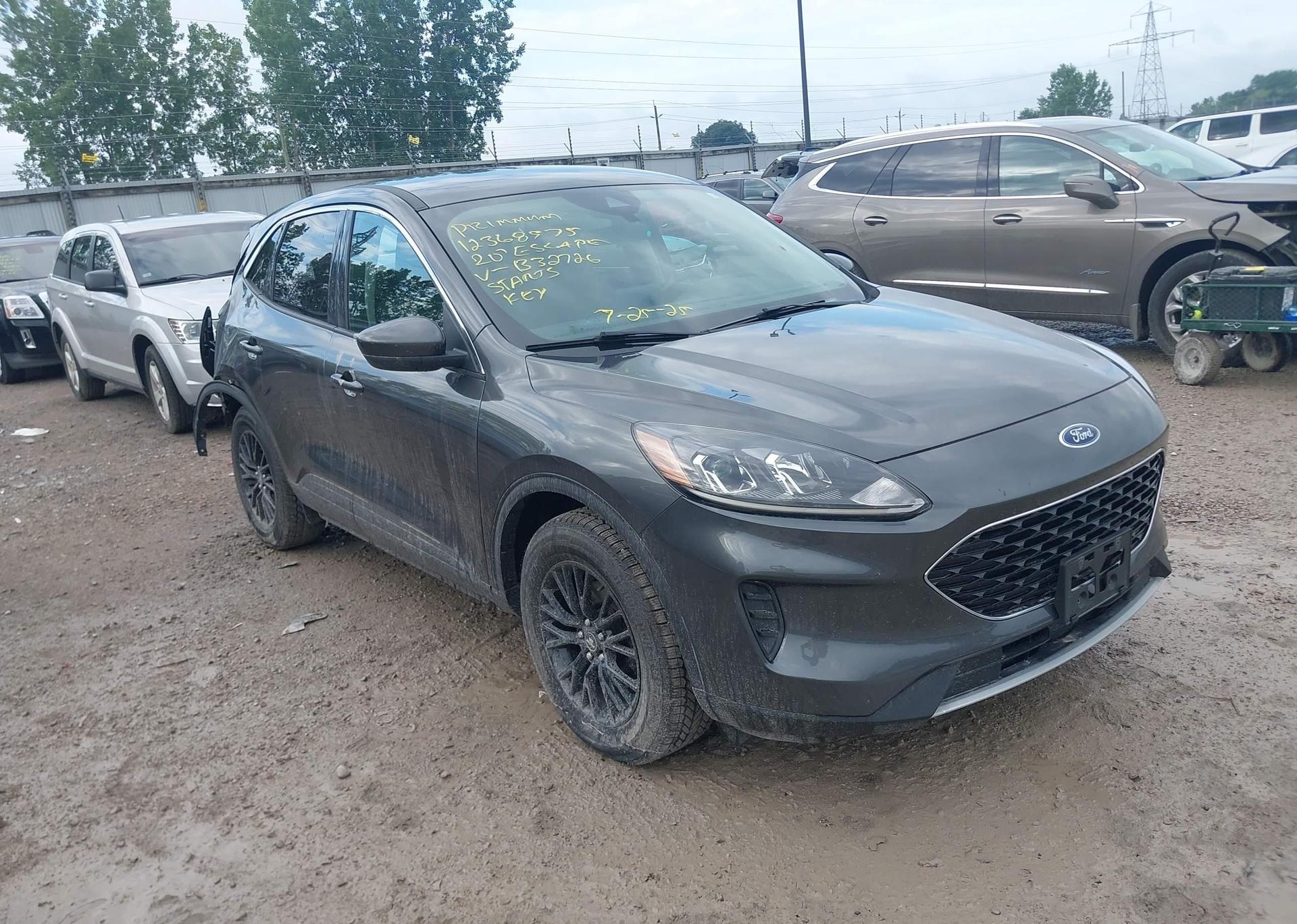 2020 FORD ESCAPE SE