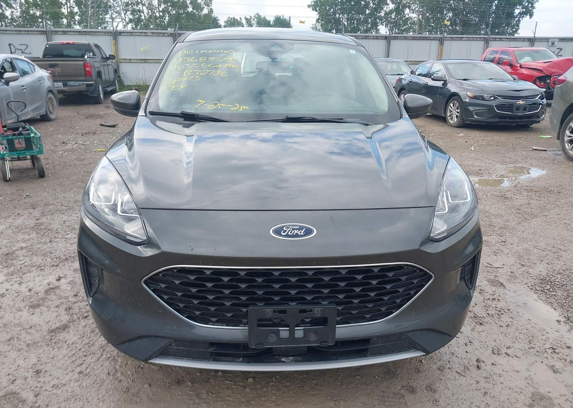 2020 FORD ESCAPE SE