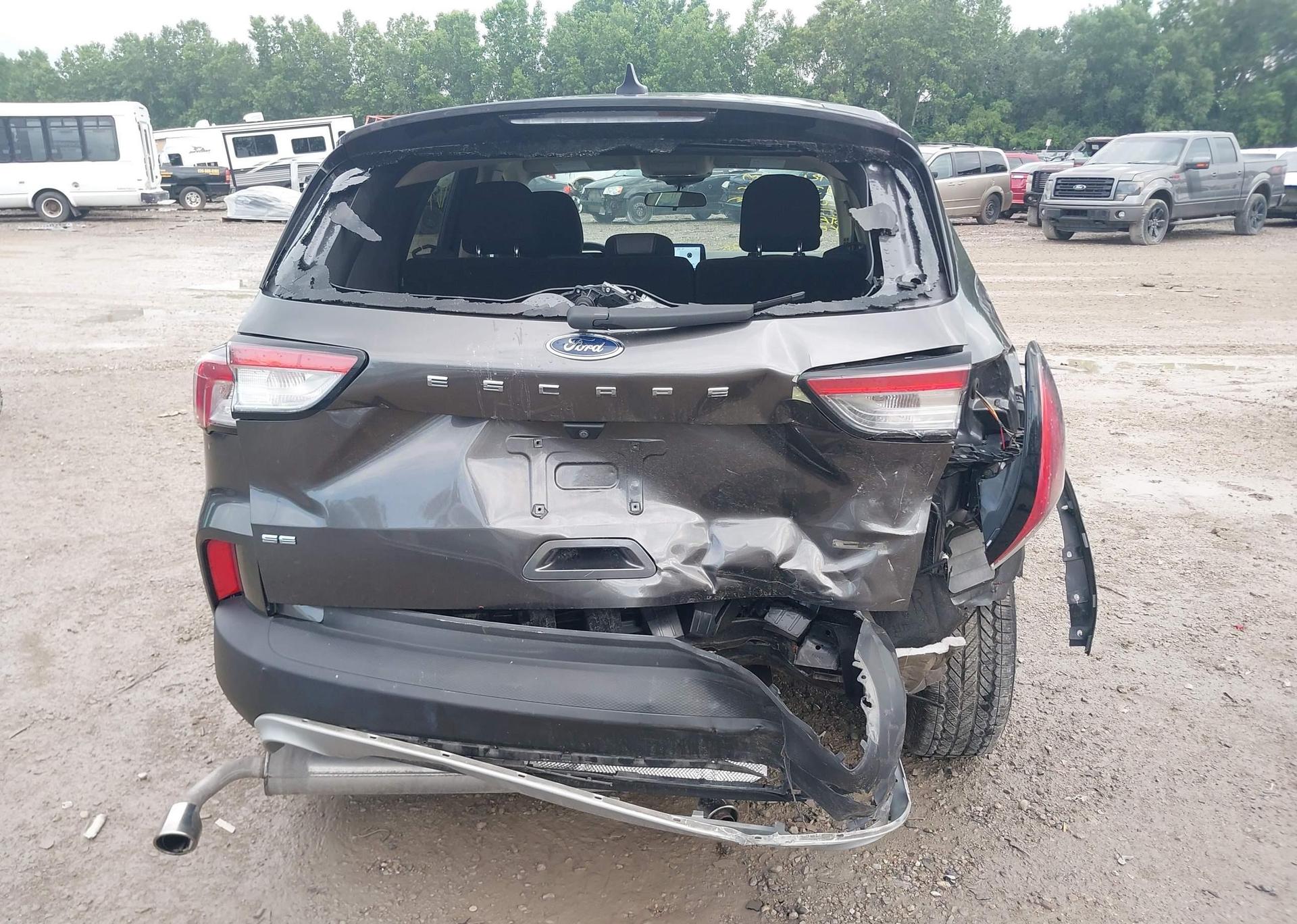 2020 FORD ESCAPE SE