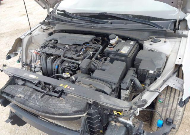 2022 HYUNDAI ELANTRA PREFERRED IVT