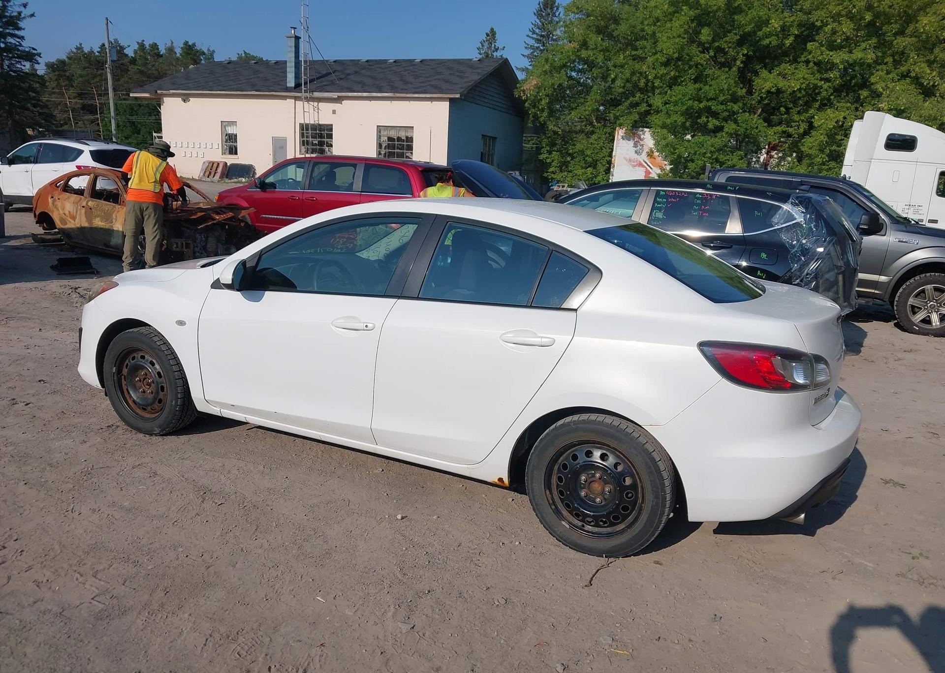 2010 MAZDA MAZDA3 GS