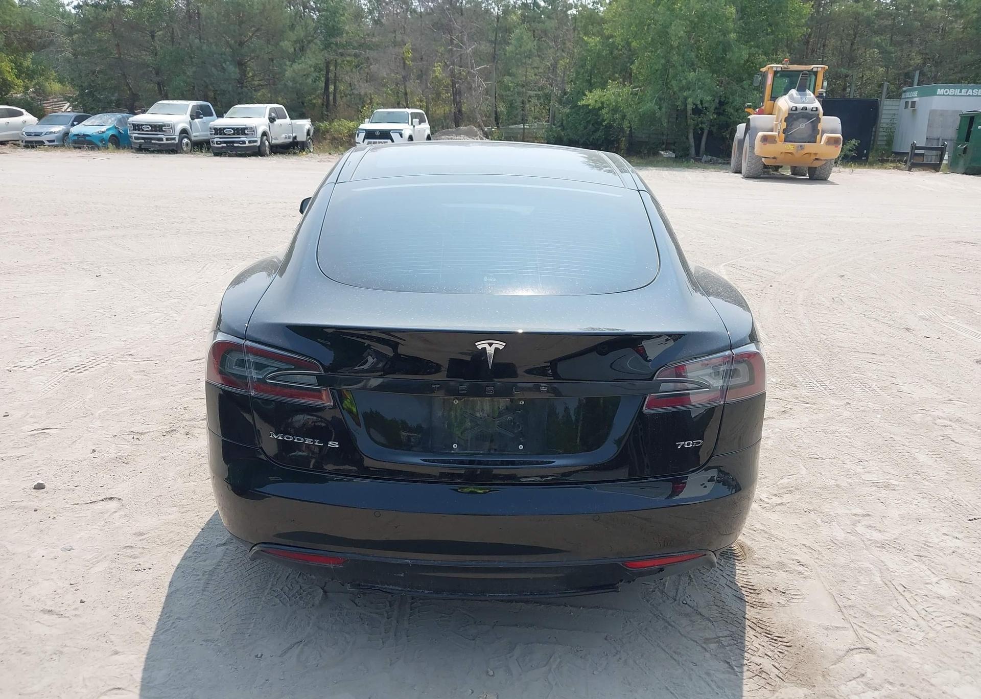 2015 TESLA MODEL S 70D