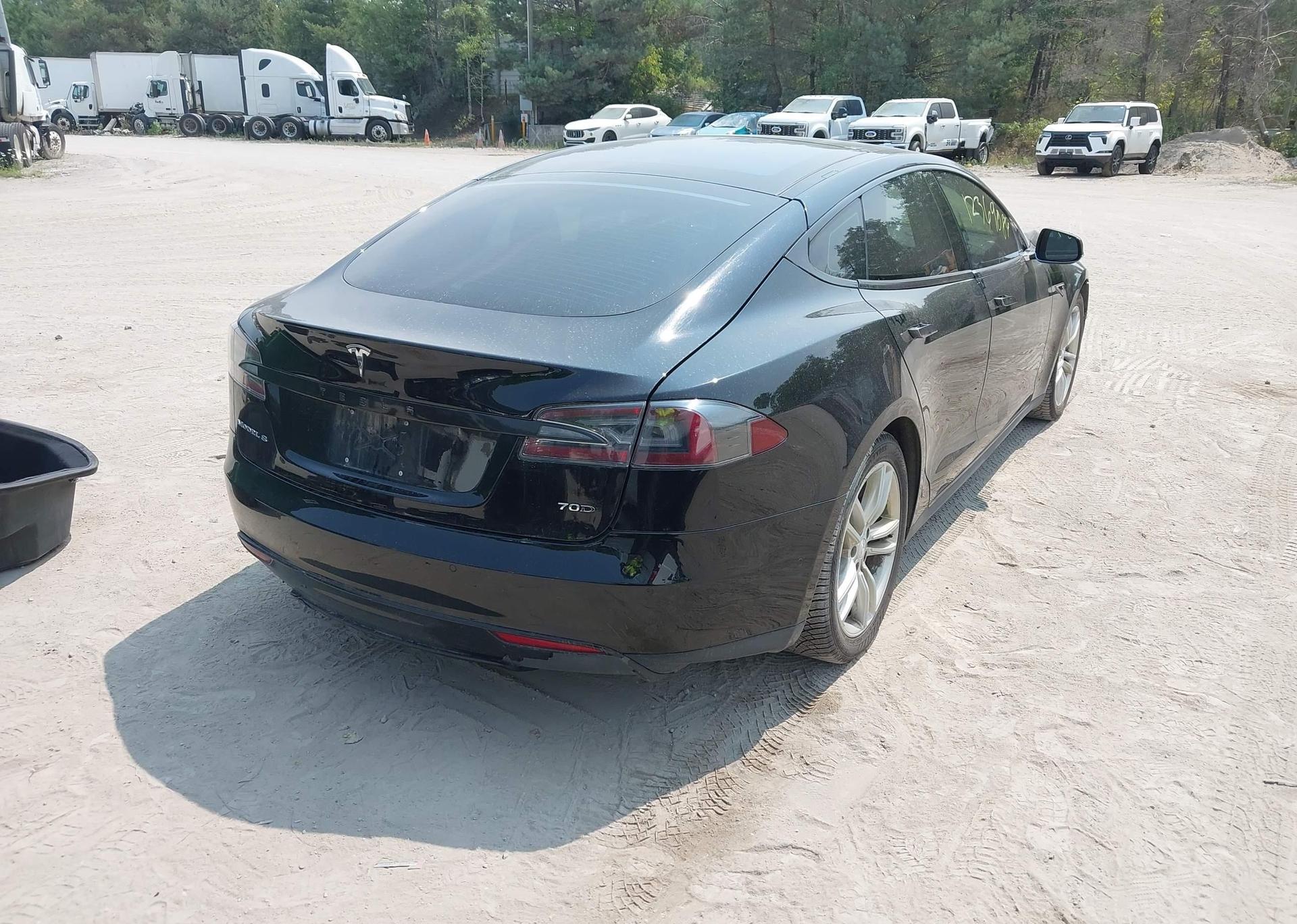 2015 TESLA MODEL S 70D
