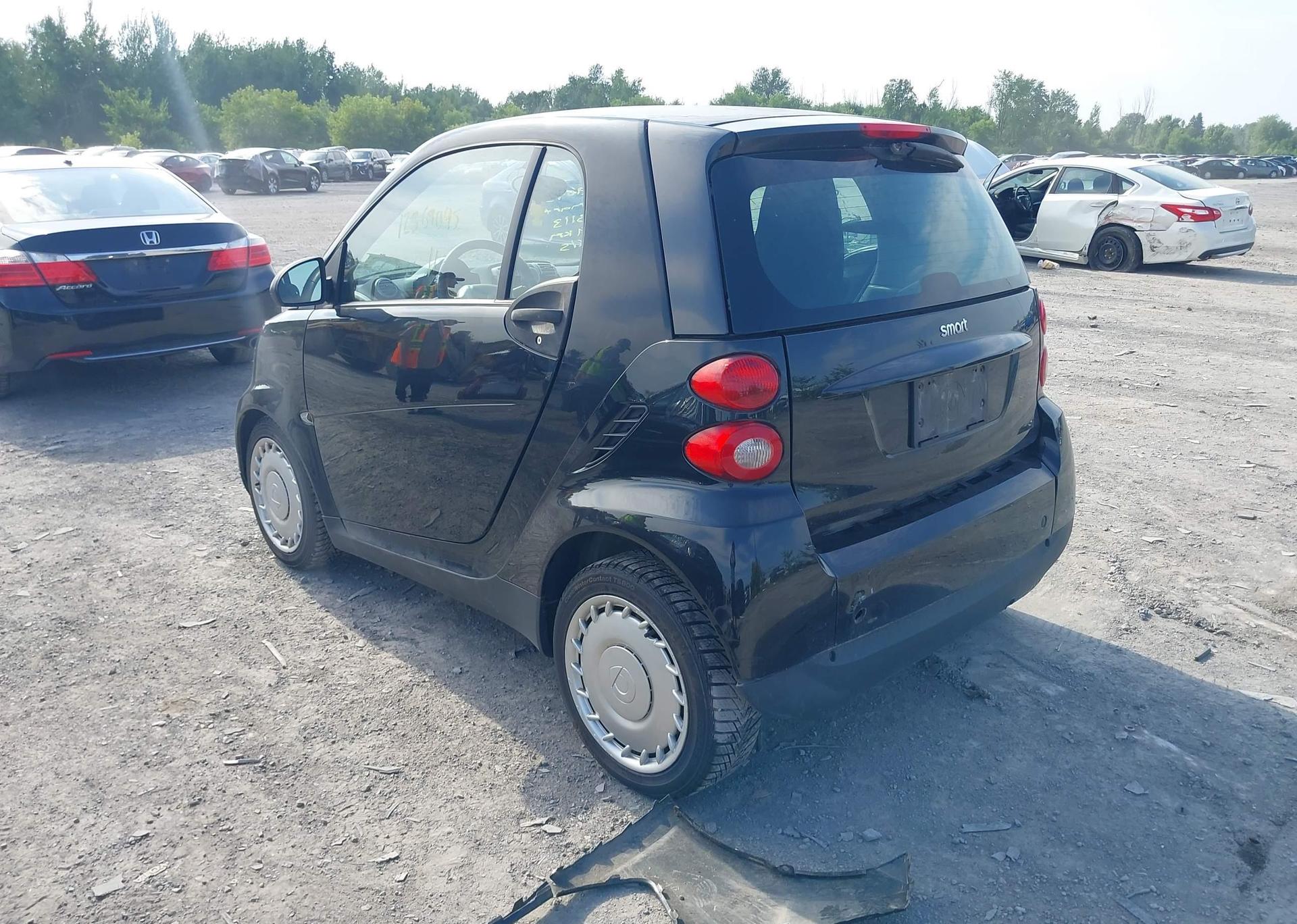 2011 SMART FORTWO PURE