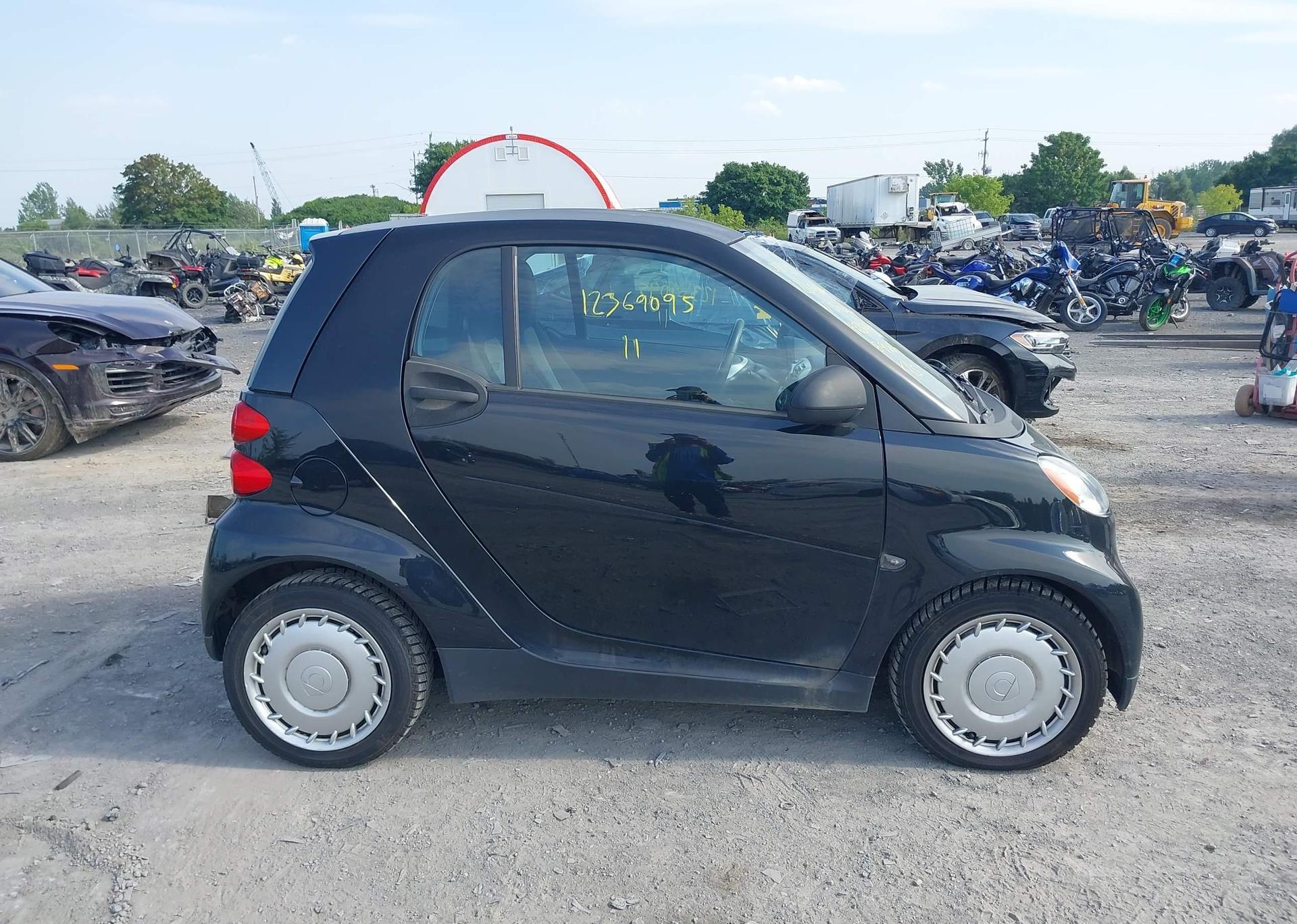 2011 SMART FORTWO PURE