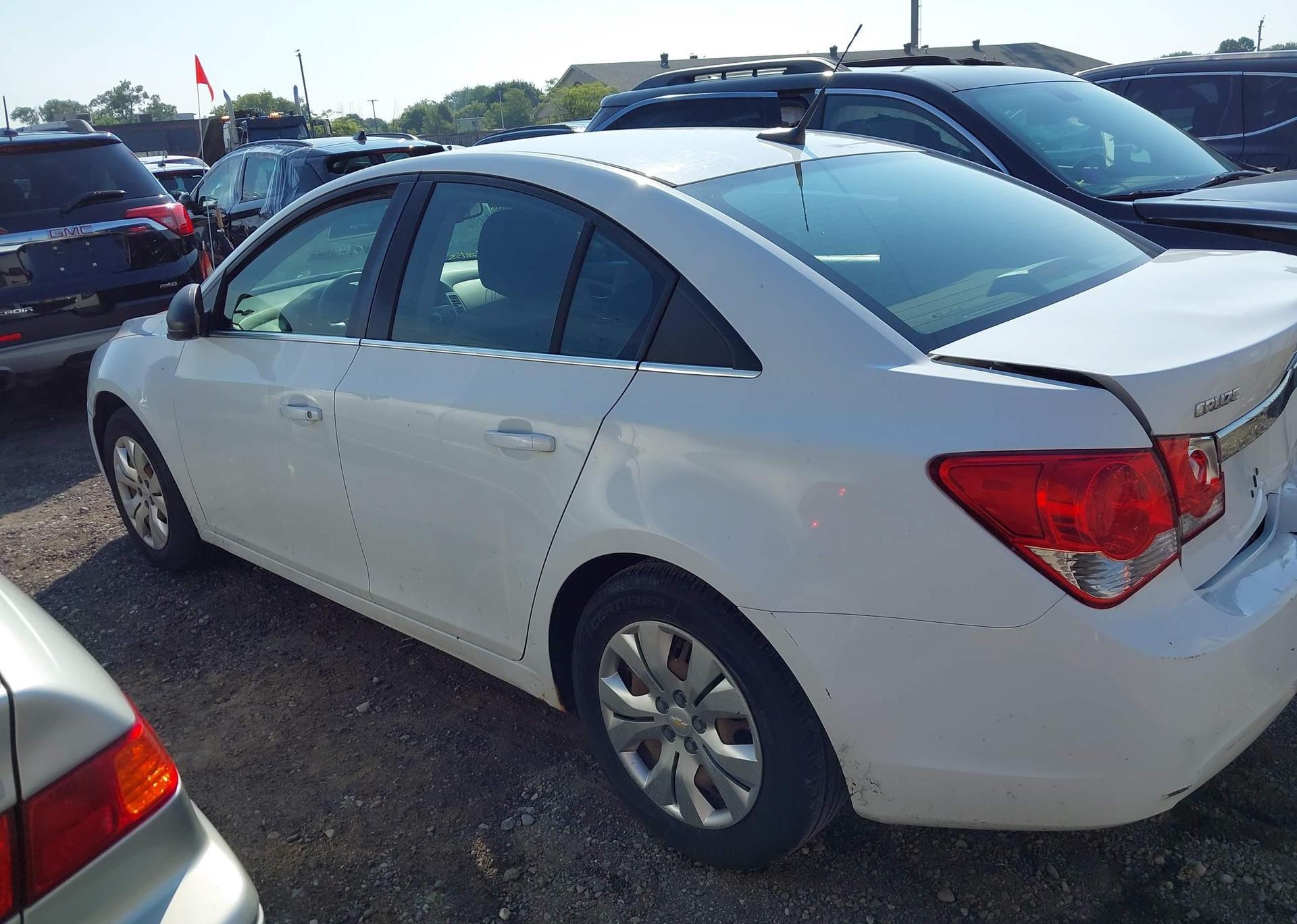 2012 CHEVROLET CRUZE LS