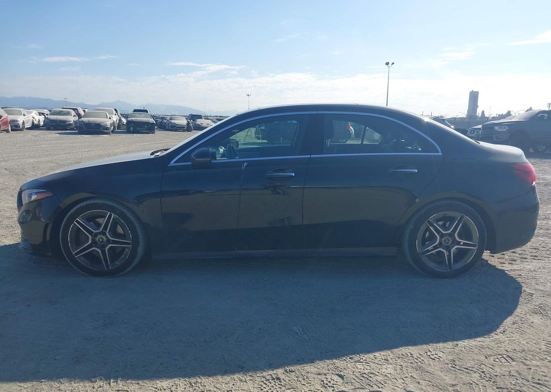 2019 MERCEDES-BENZ A 220 4MATIC