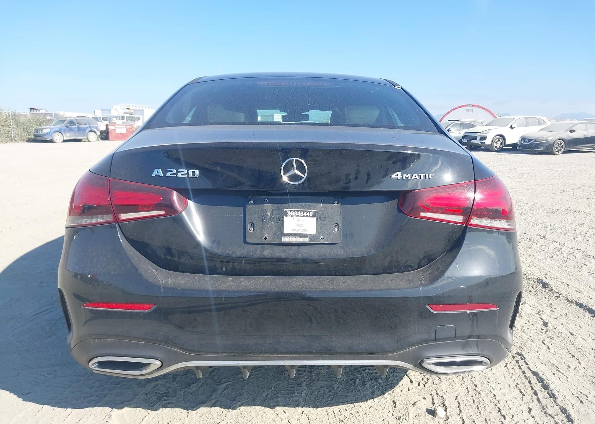 2019 MERCEDES-BENZ A 220 4MATIC