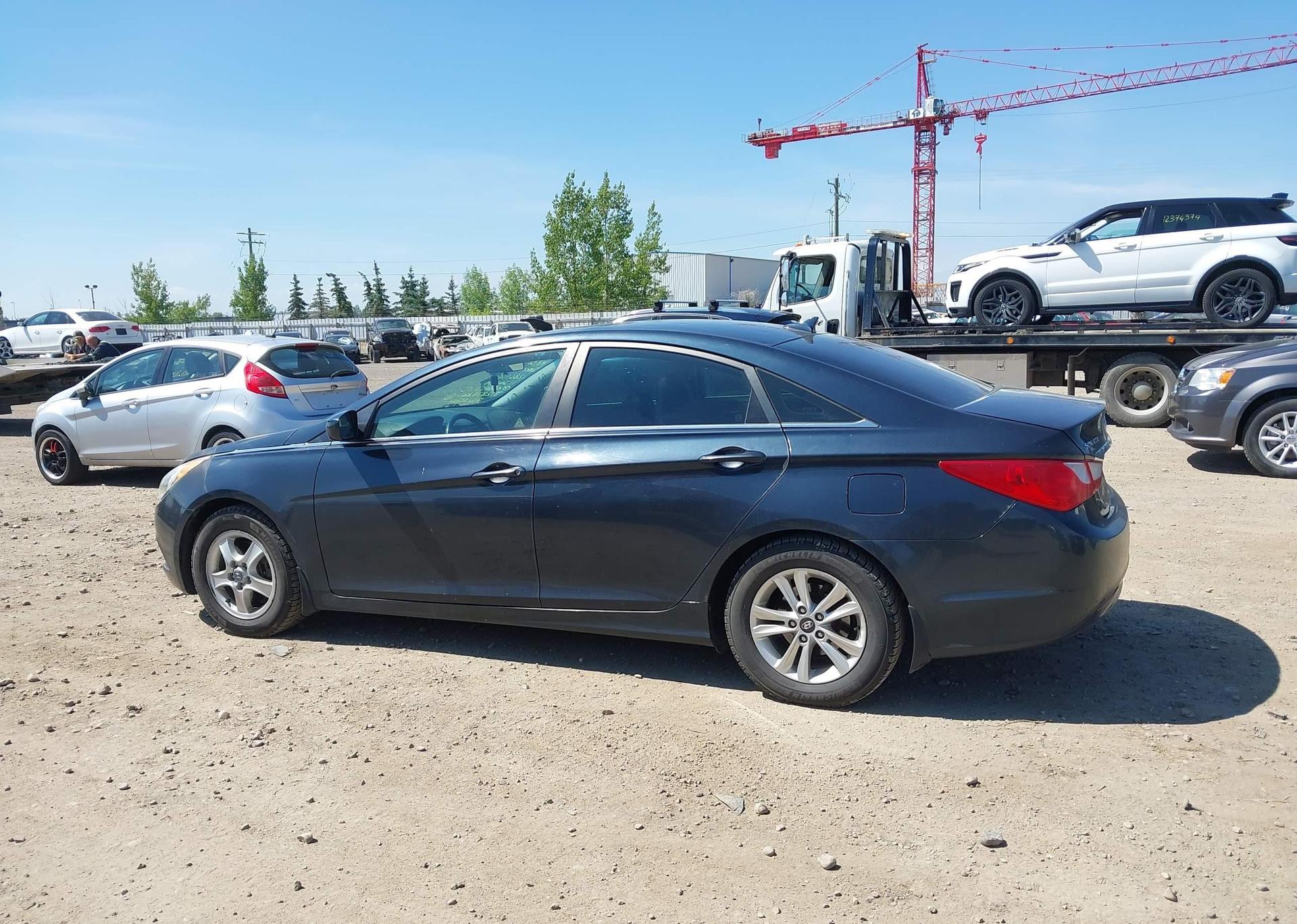 2011 HYUNDAI SONATA GLS