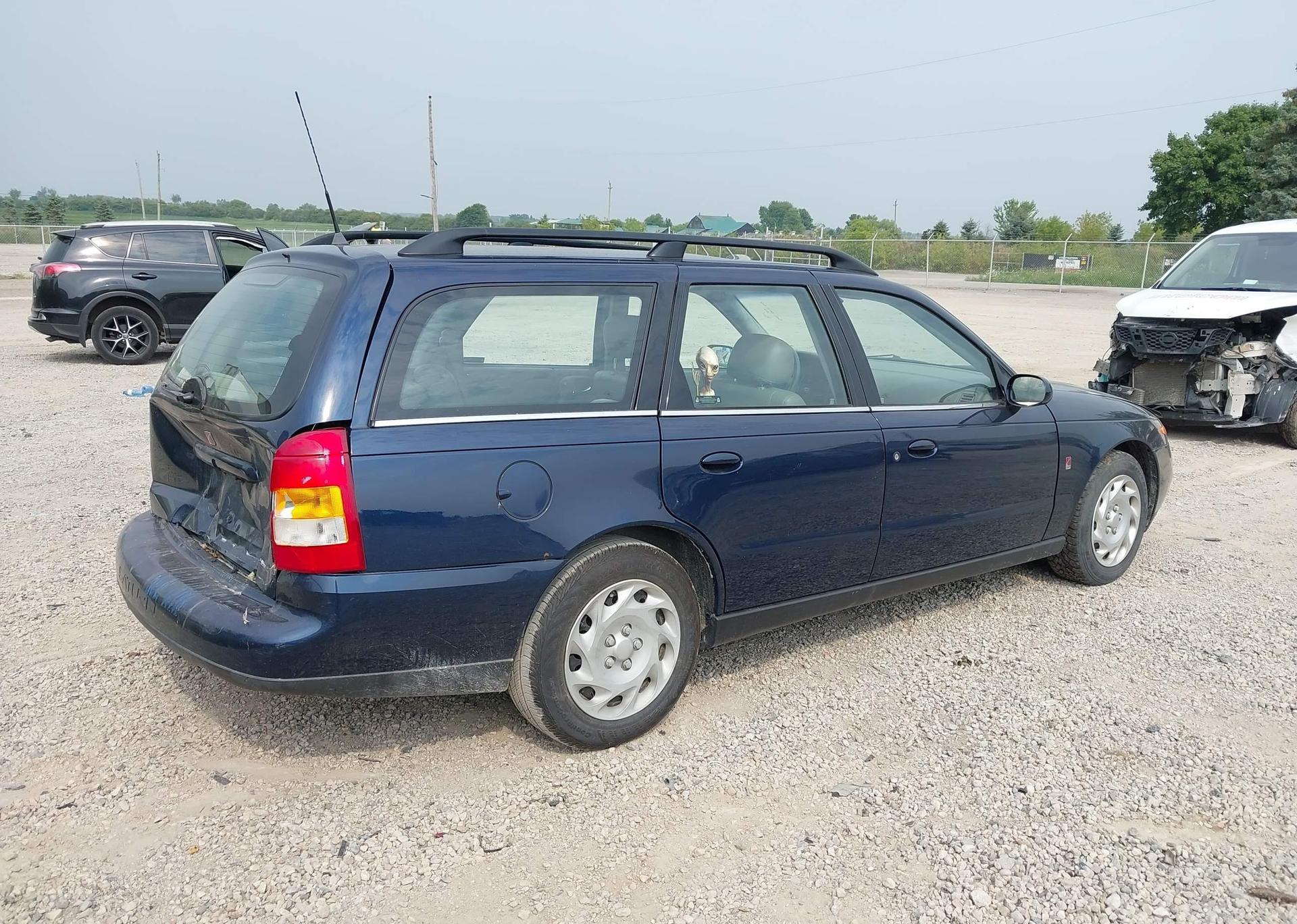 2001 SATURN LW200 SPORT