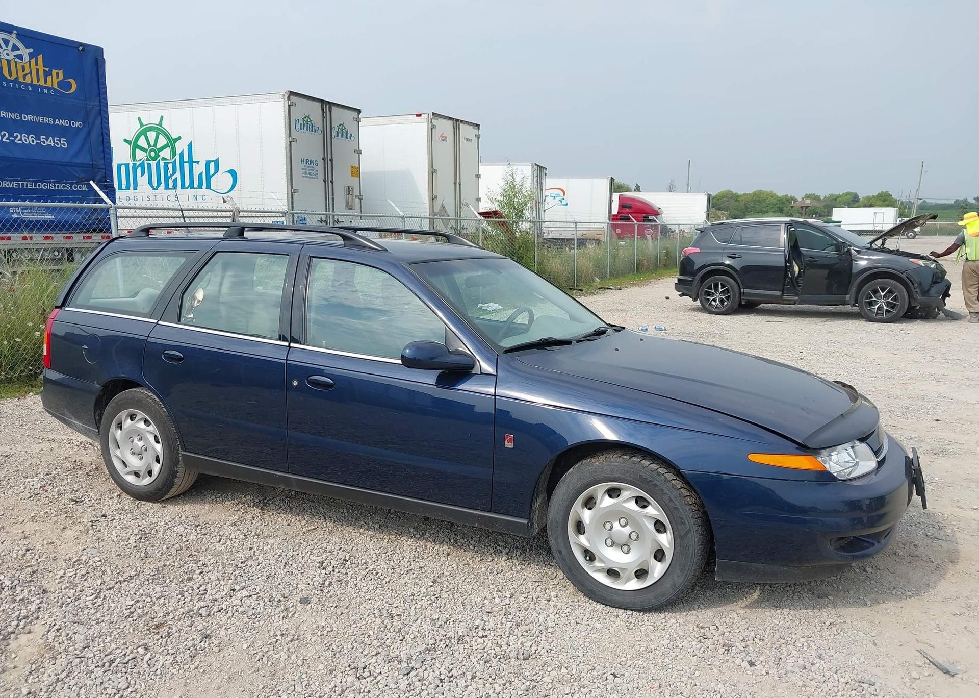 2001 SATURN LW200 SPORT