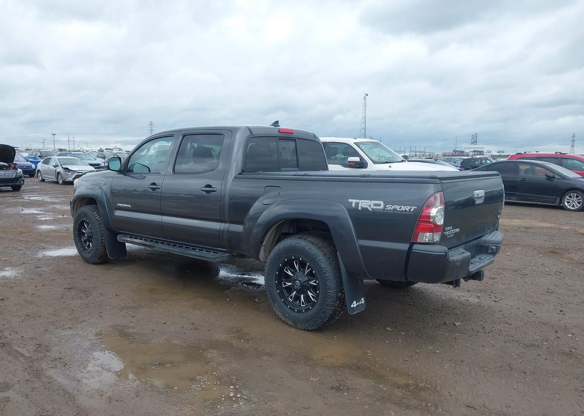 2015 TOYOTA TACOMA V6