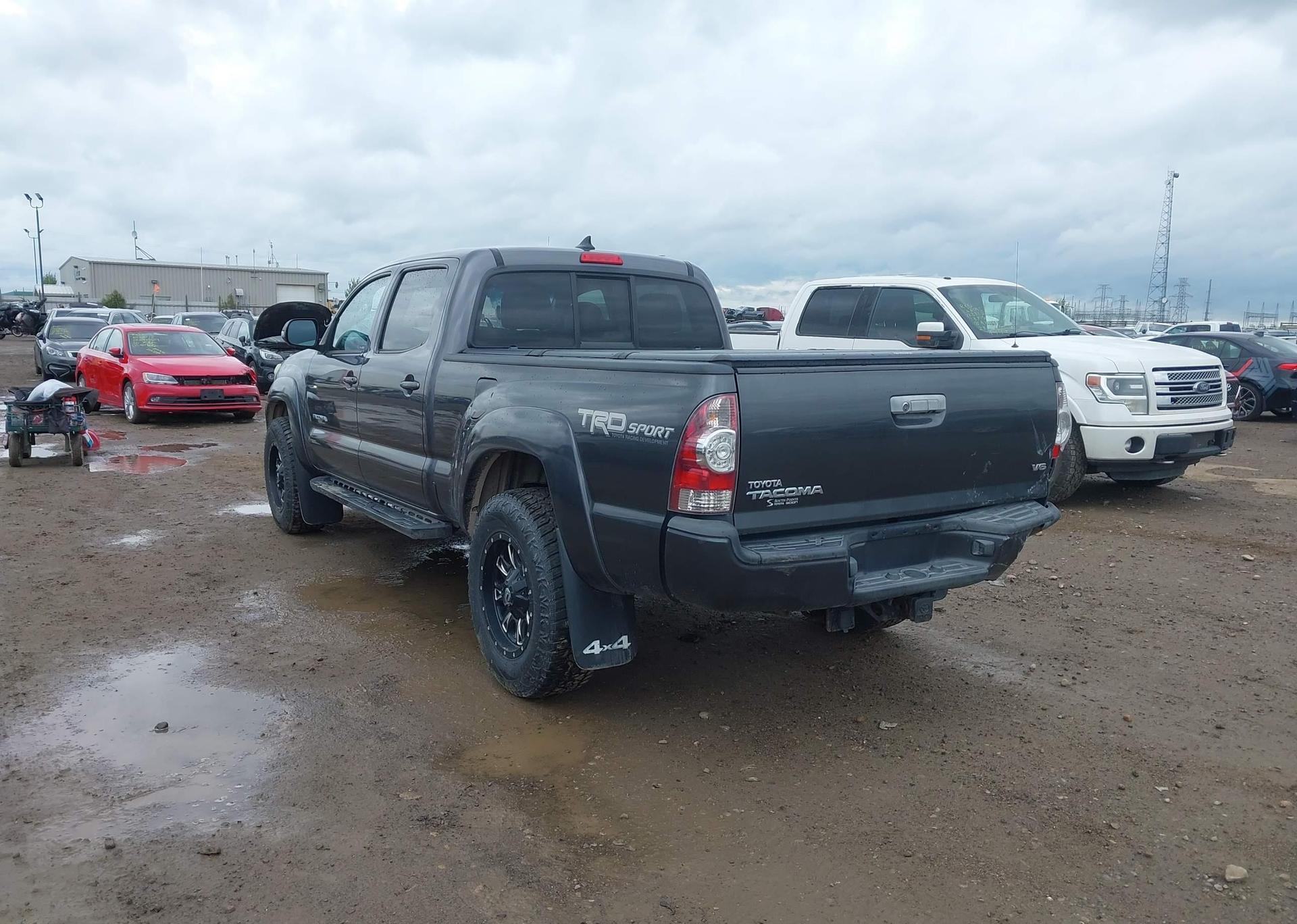 2015 TOYOTA TACOMA V6