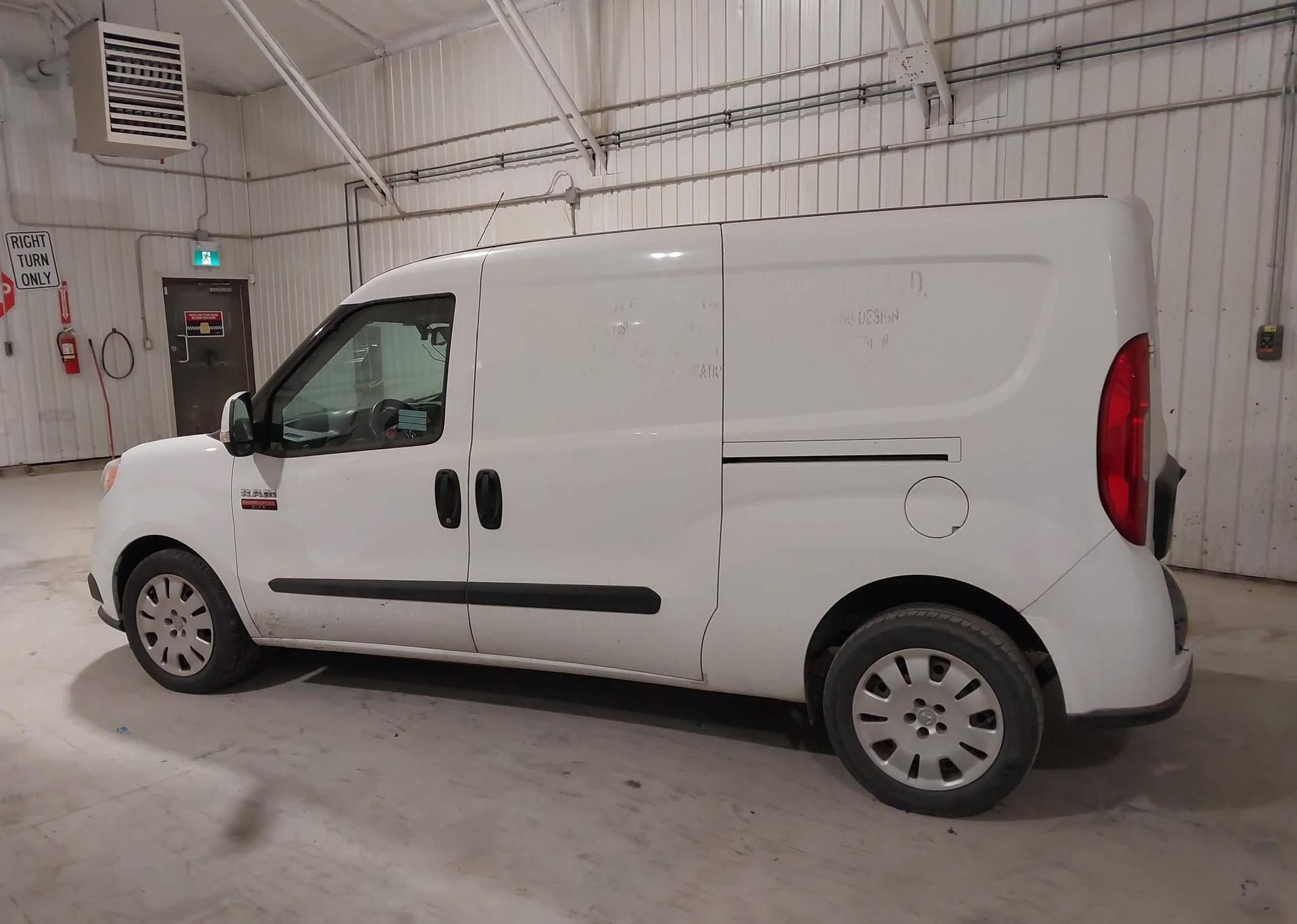 2015 RAM PROMASTER CITY TRADESMAN SLT