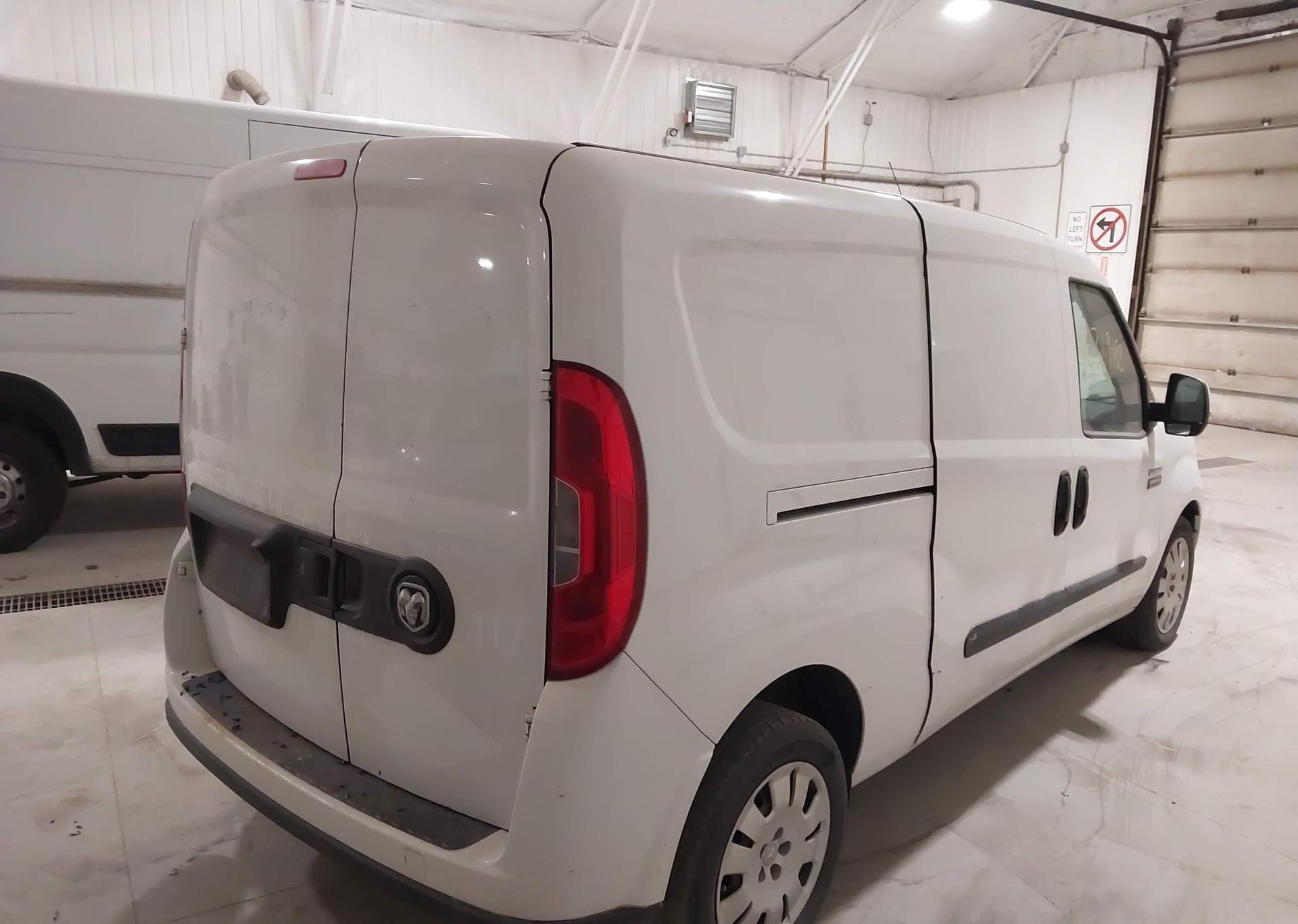 2015 RAM PROMASTER CITY TRADESMAN SLT