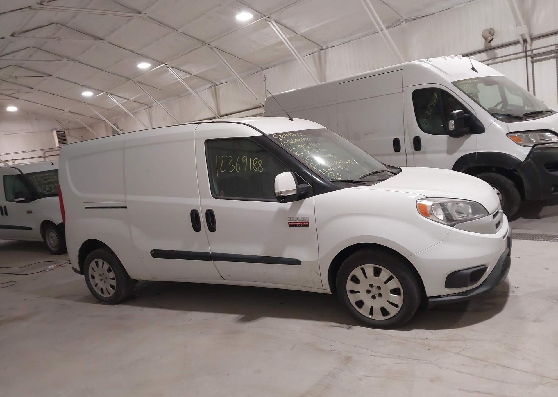 2015 RAM PROMASTER CITY TRADESMAN SLT