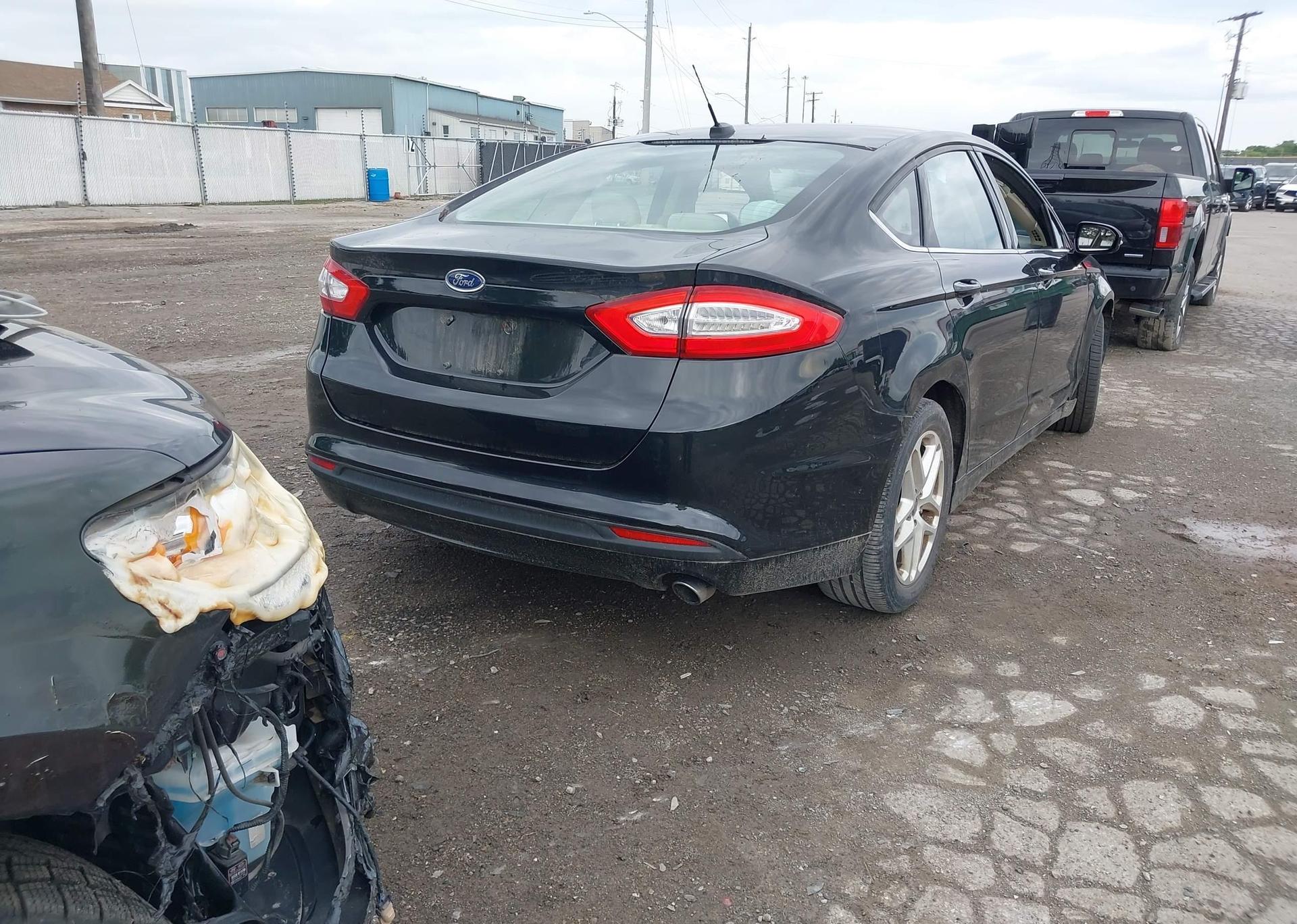 2014 FORD FUSION SE