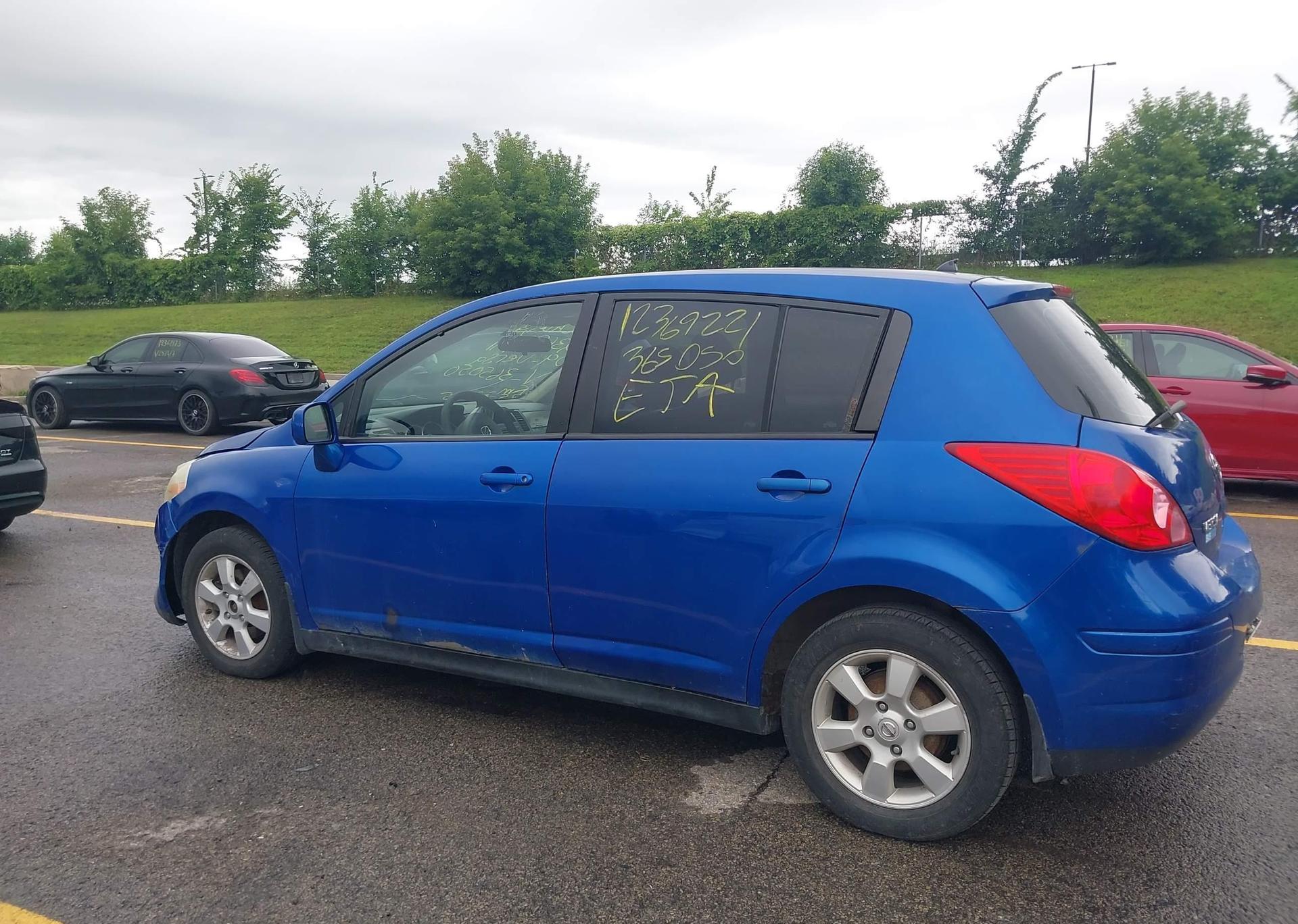 2009 NISSAN VERSA