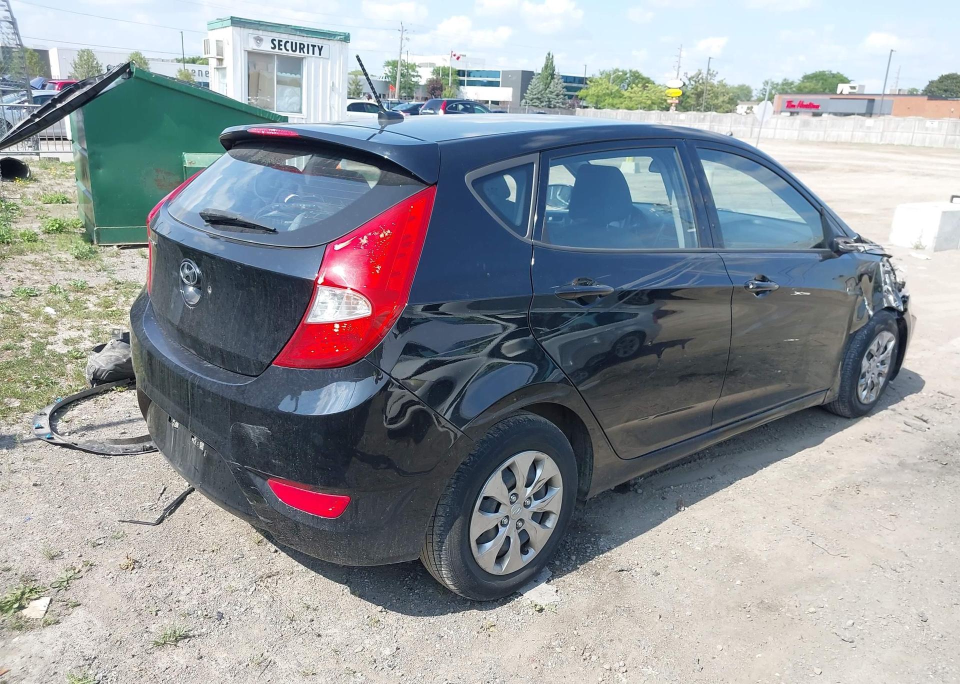 2015 HYUNDAI ACCENT LE