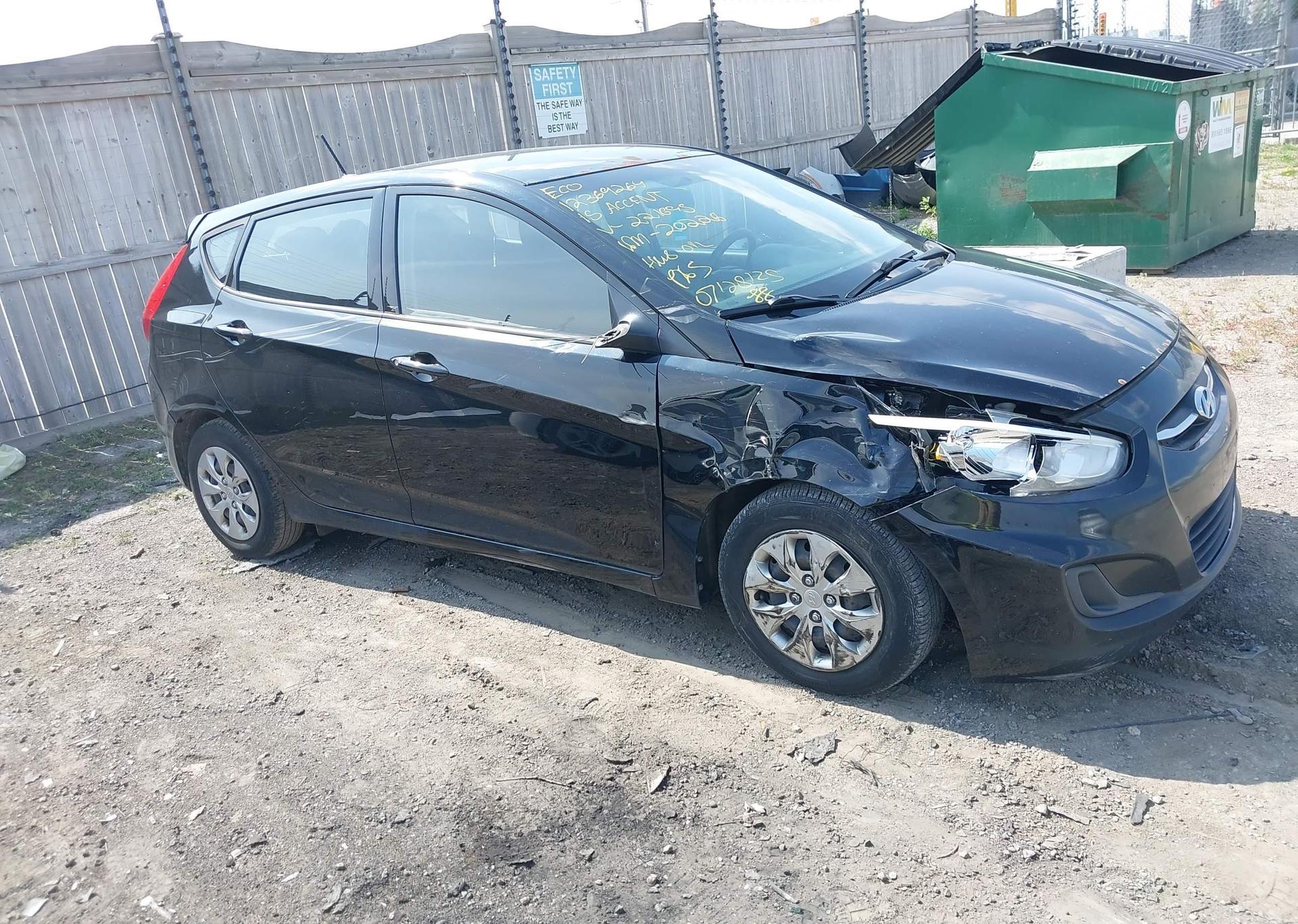 2015 HYUNDAI ACCENT LE