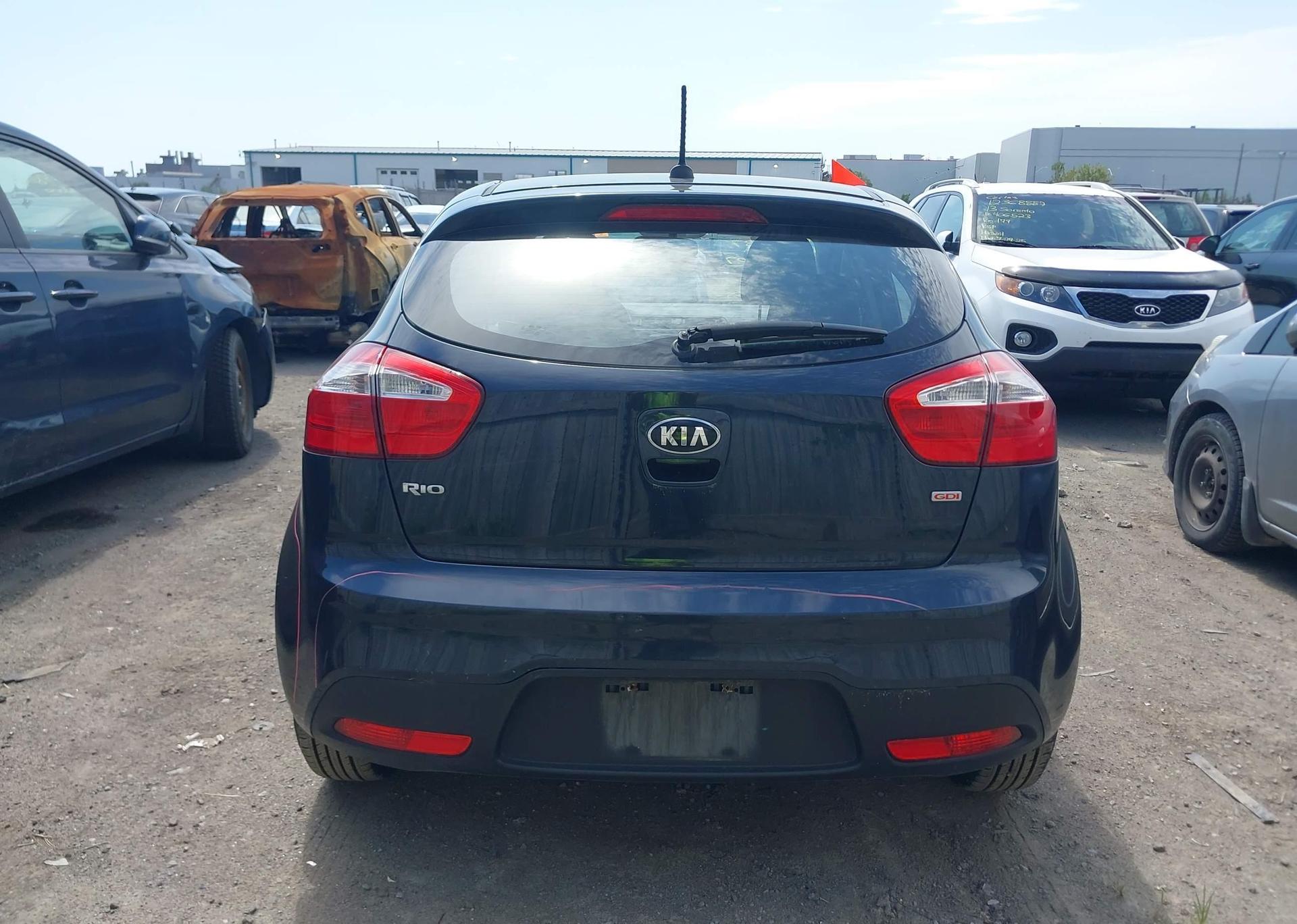 2015 KIA RIO