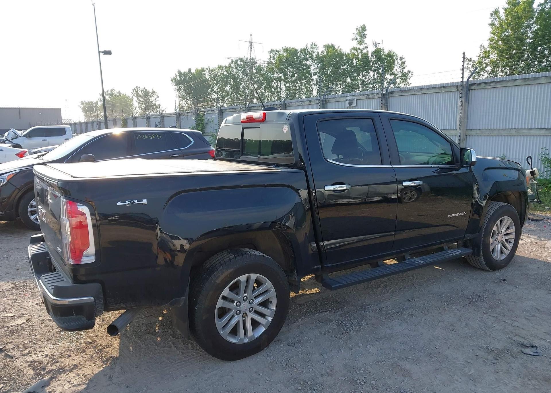 2016 GMC CANYON SLT