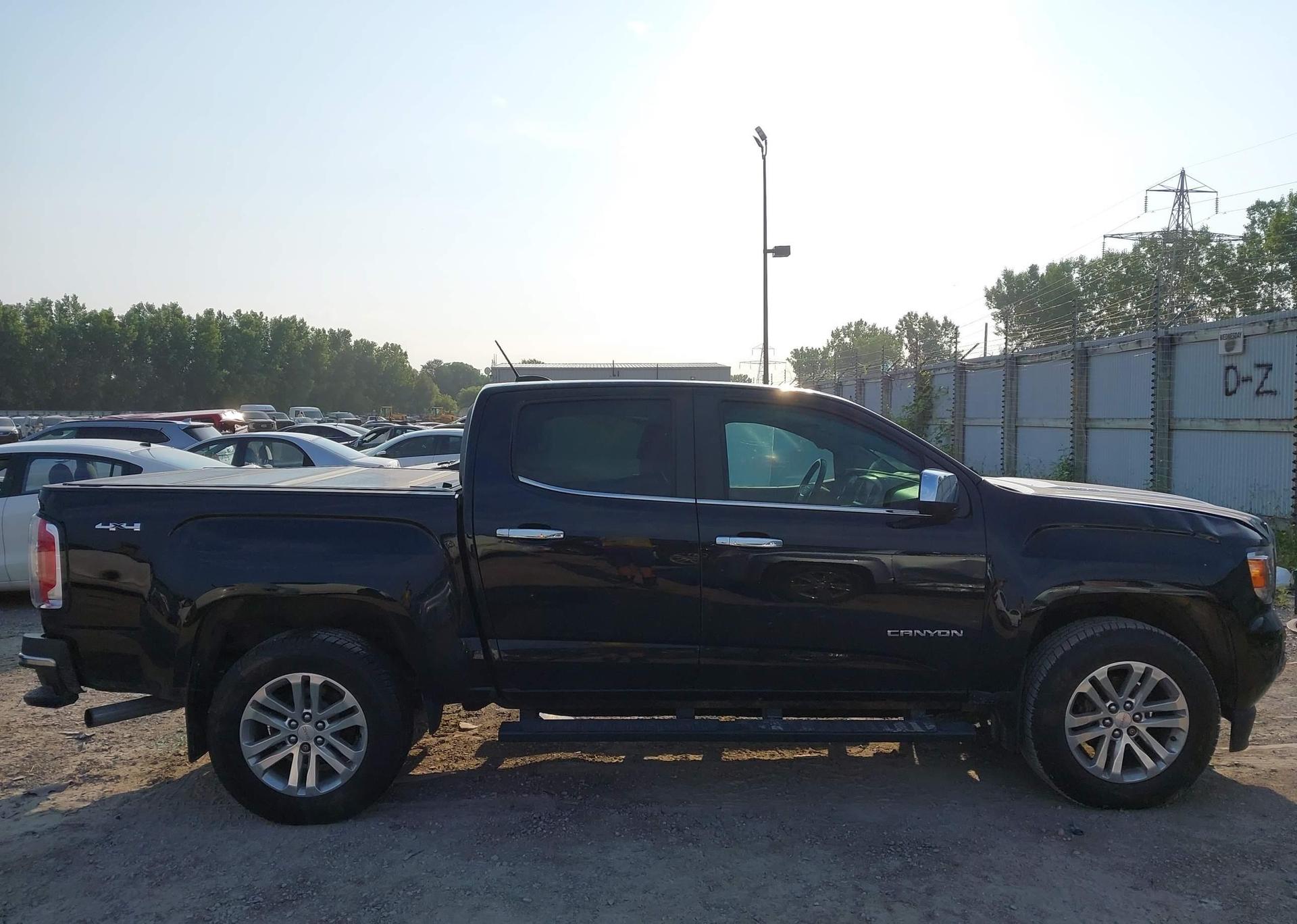 2016 GMC CANYON SLT