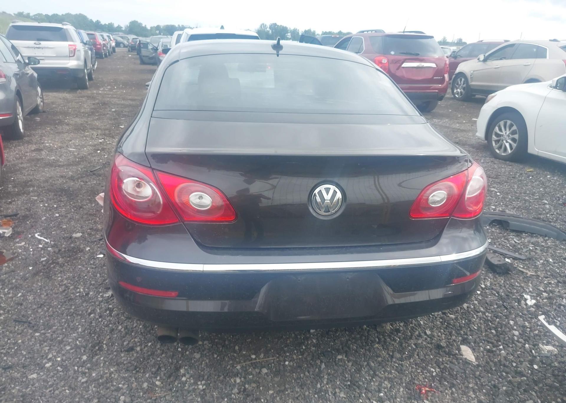 2009 VOLKSWAGEN CC LUXURY