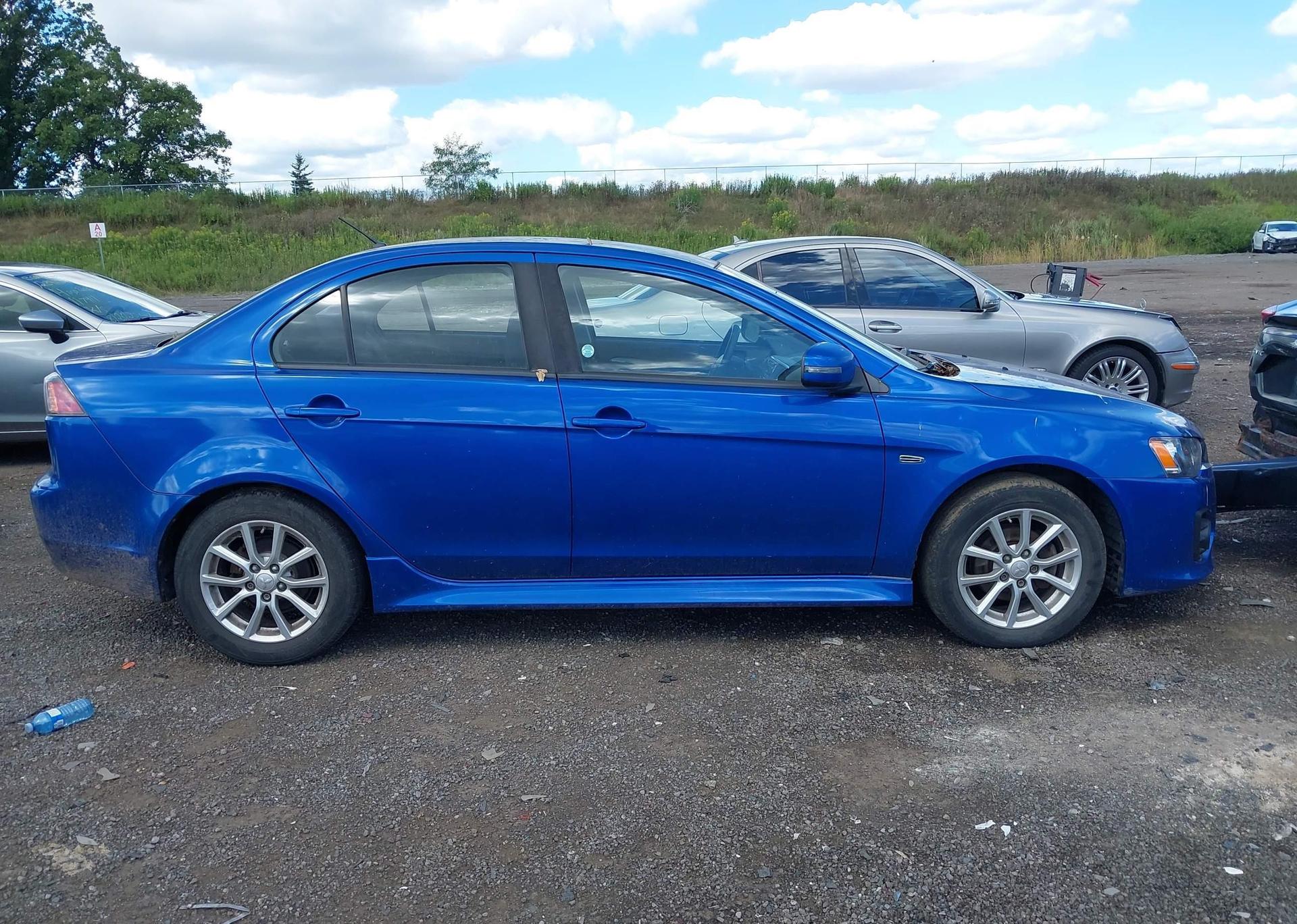 2016 MITSUBISHI LANCER ES