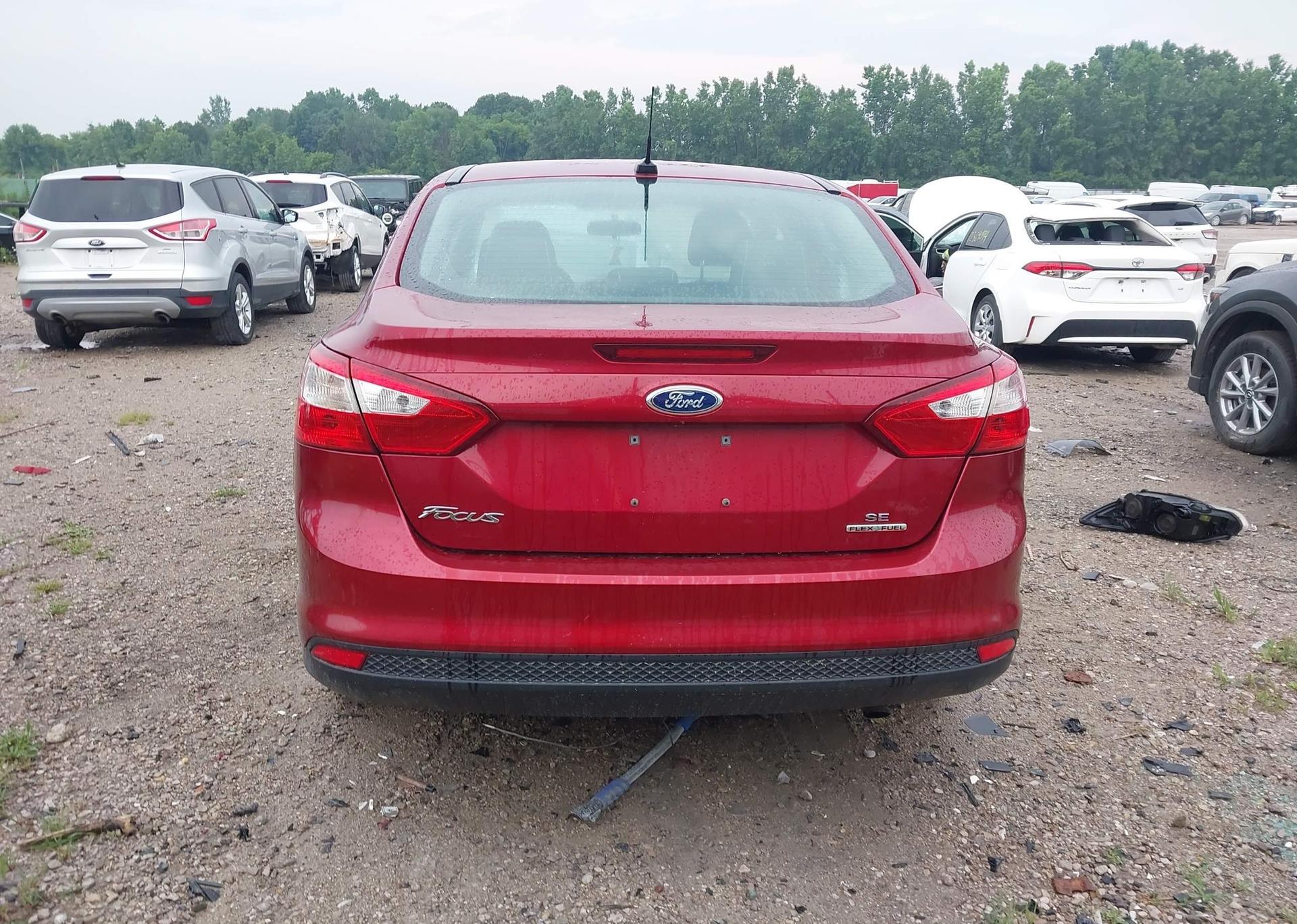 2013 FORD FOCUS SE