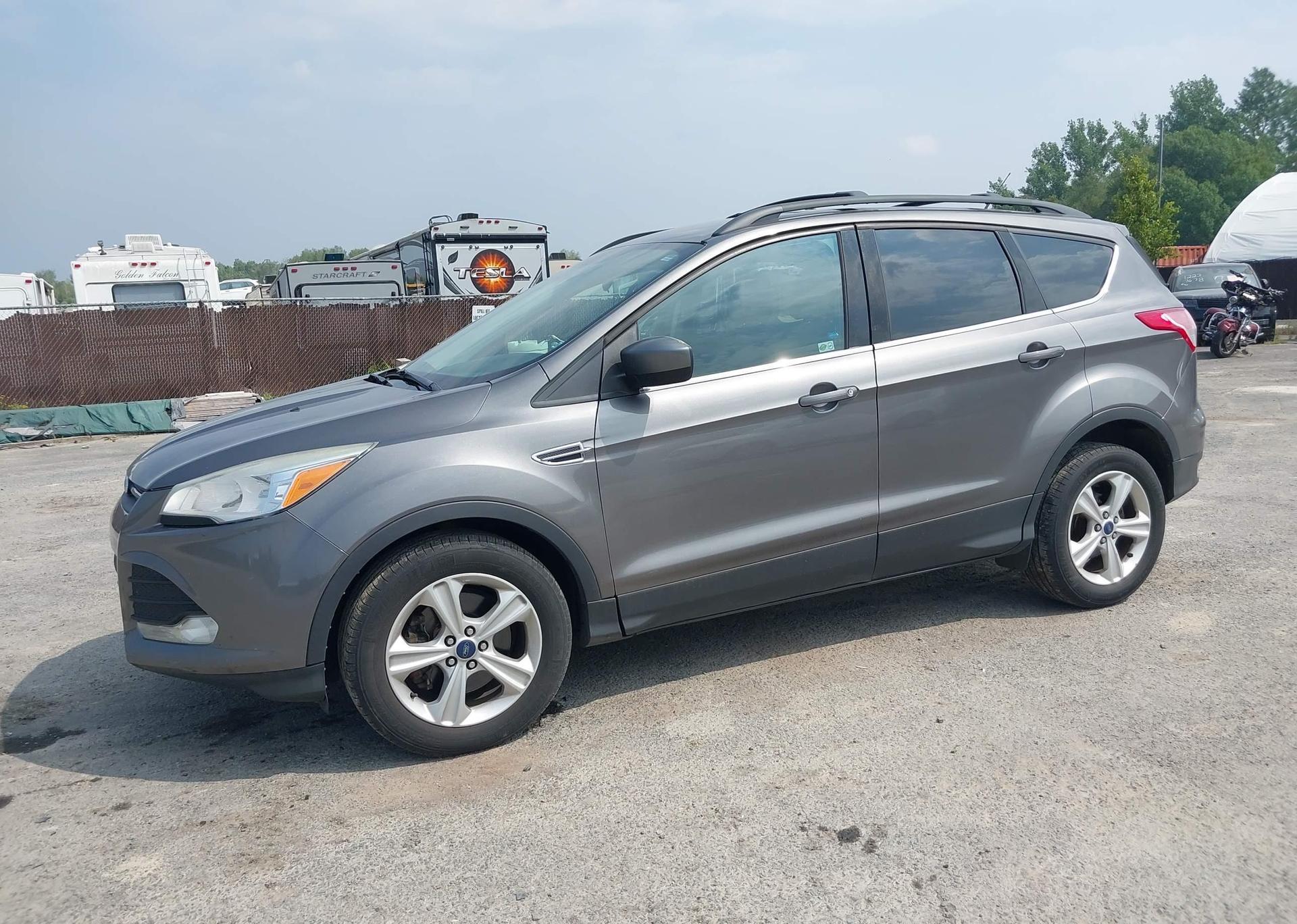 2013 FORD ESCAPE SE