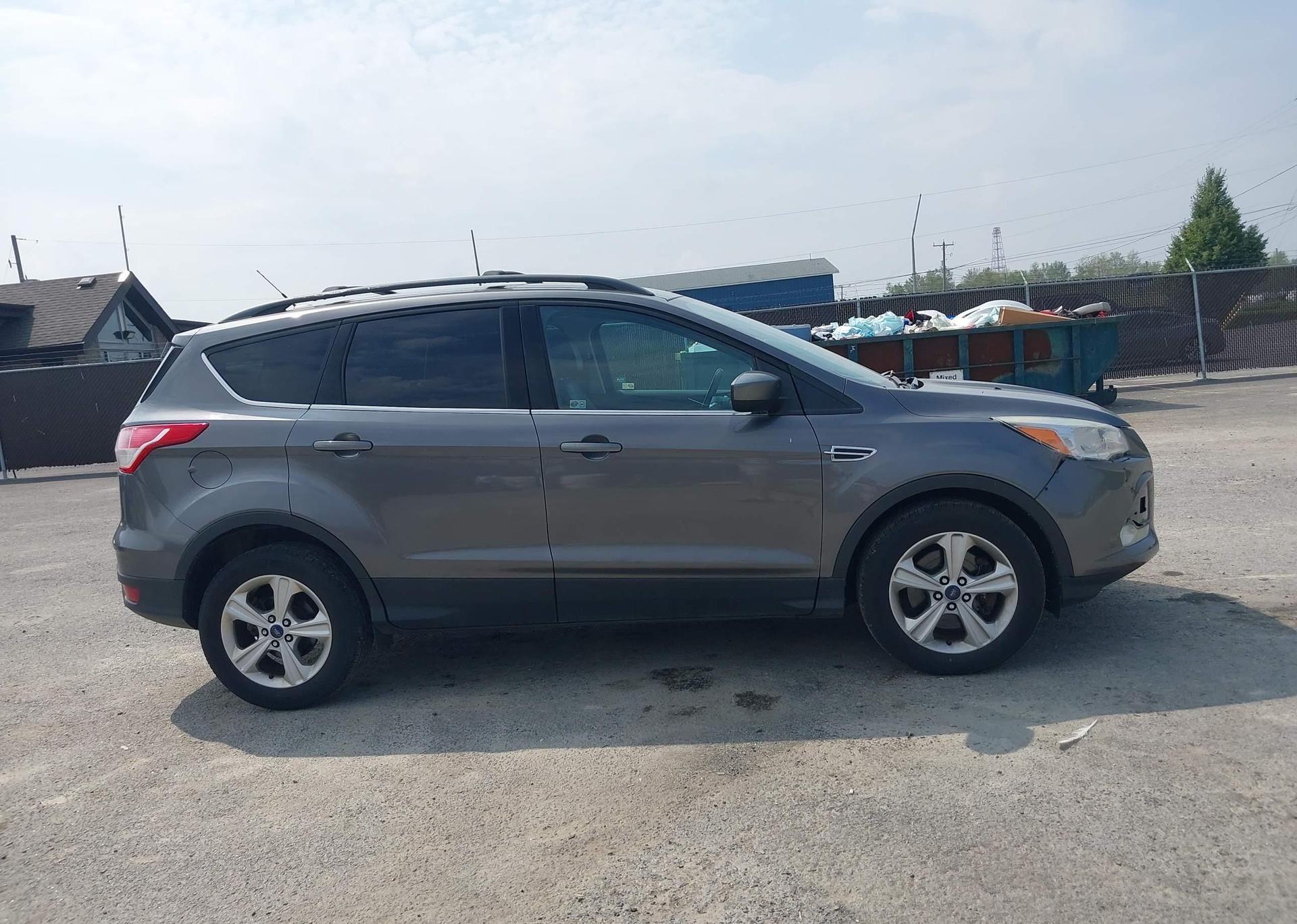 2013 FORD ESCAPE SE