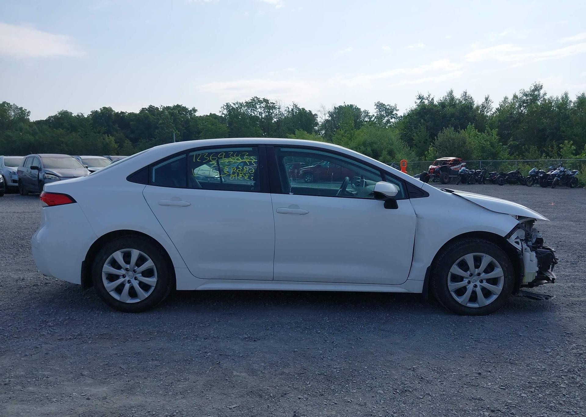 2021 TOYOTA COROLLA LE