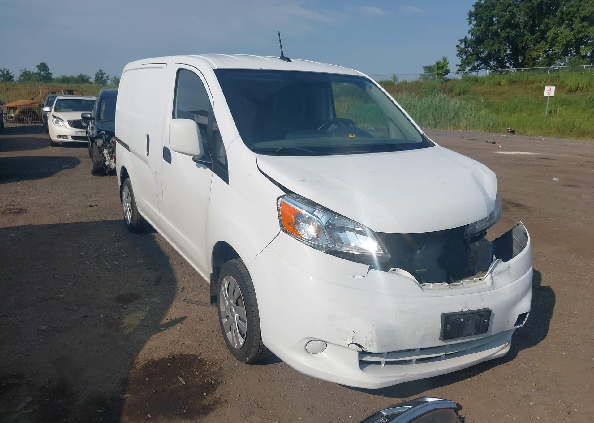 2017 NISSAN NV200 S