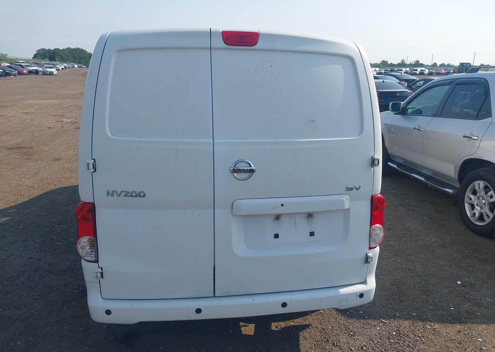 2017 NISSAN NV200 S
