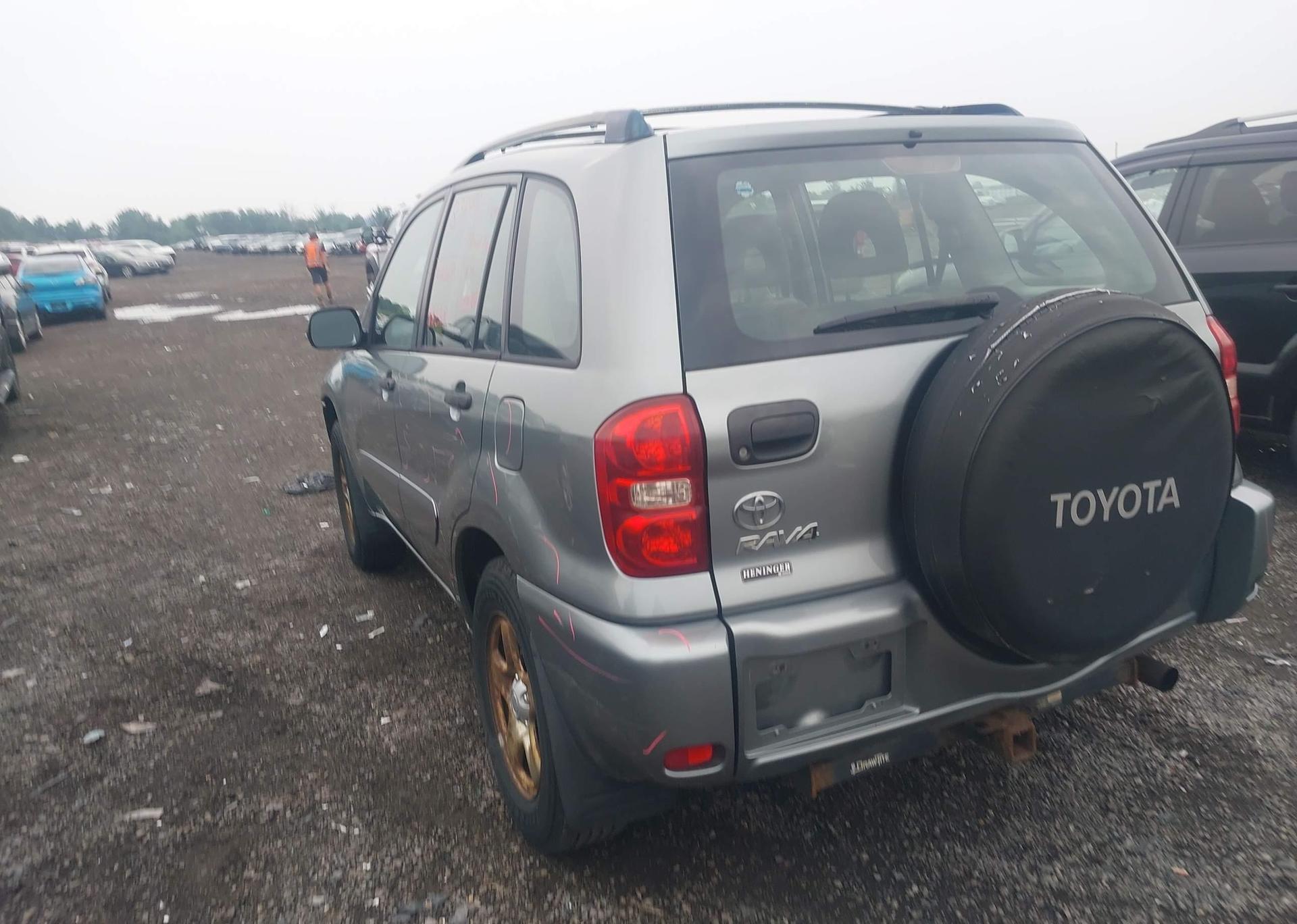 2005 TOYOTA RAV4
