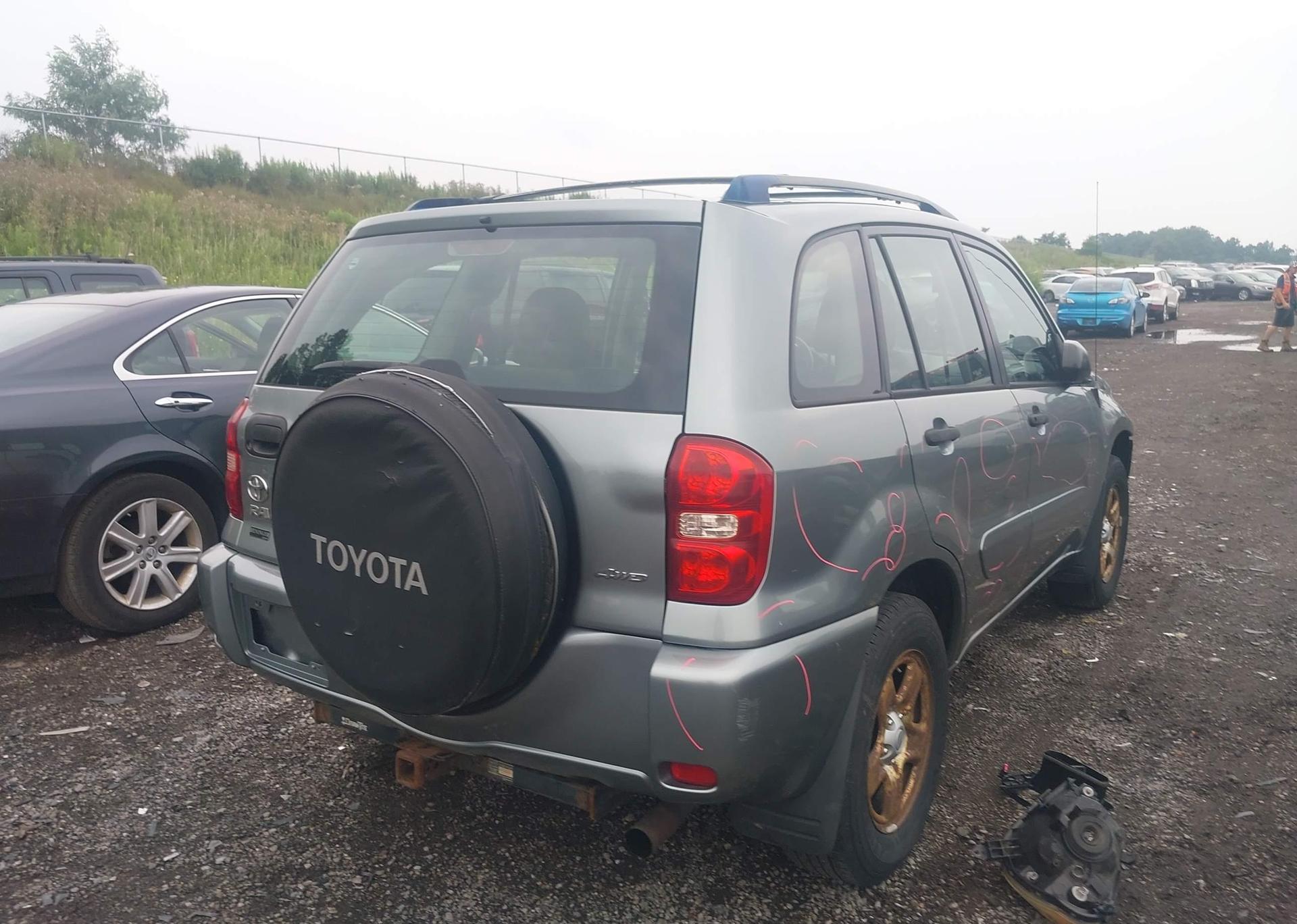 2005 TOYOTA RAV4