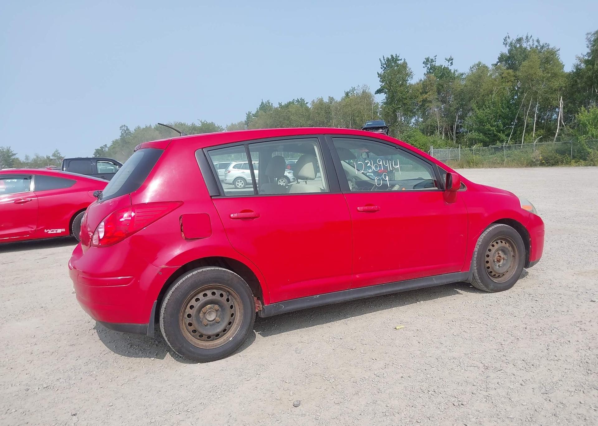 2009 NISSAN VERSA S